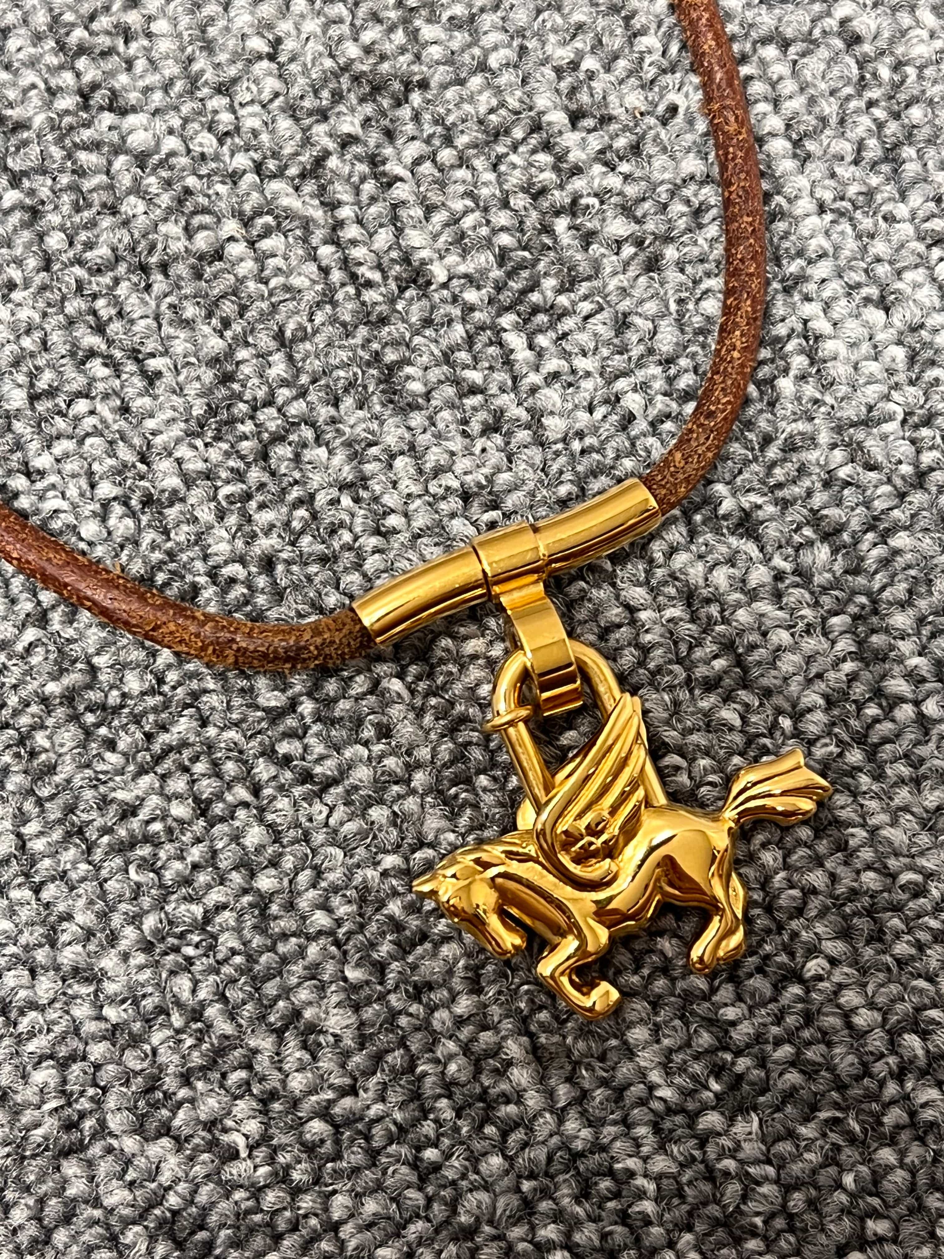 HERMES HERMES GP Leather Brown Pegasus Cadenas Necklace B0926TATJQ