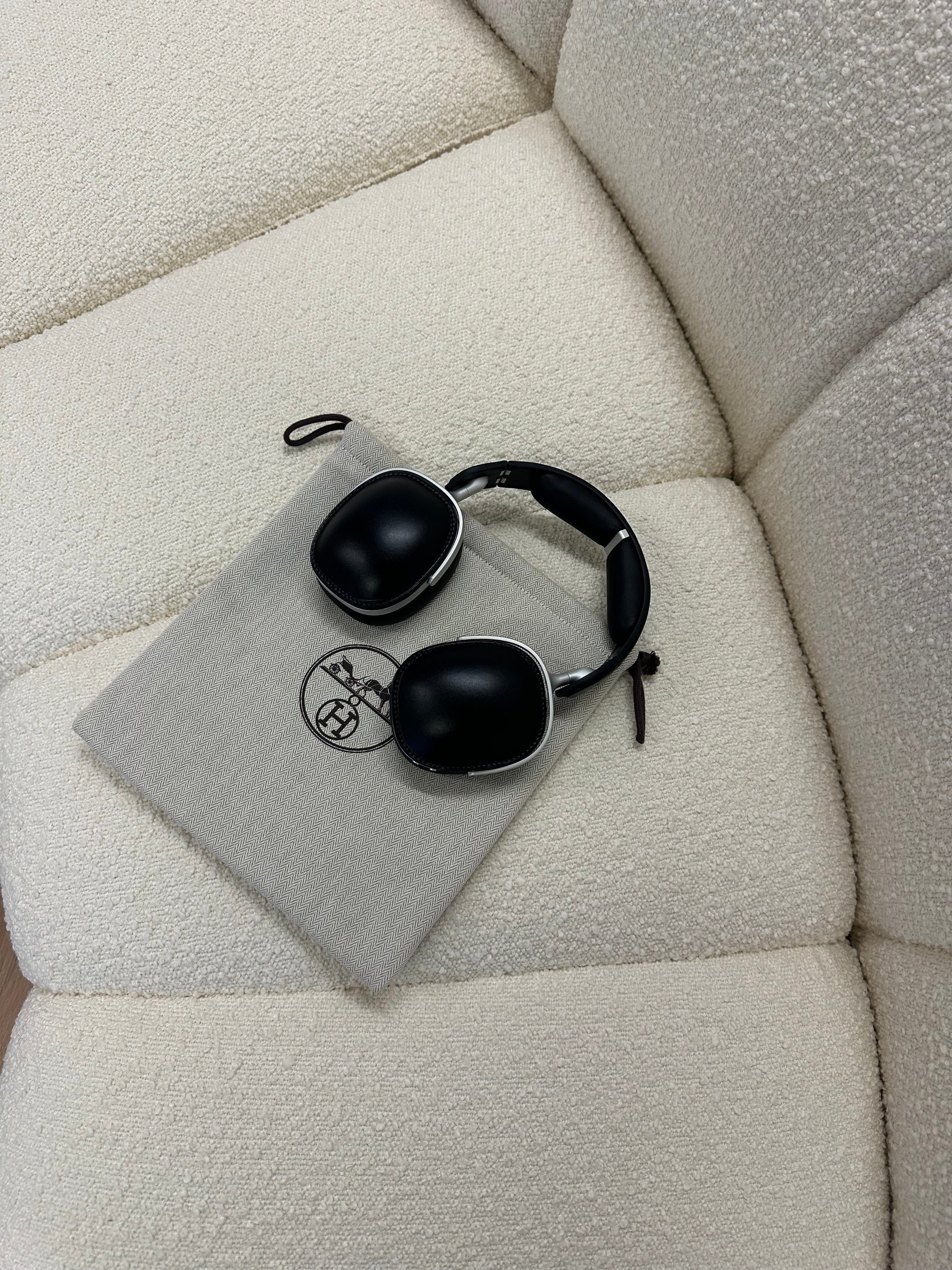 Hermès Hermes Headphone black PCA993