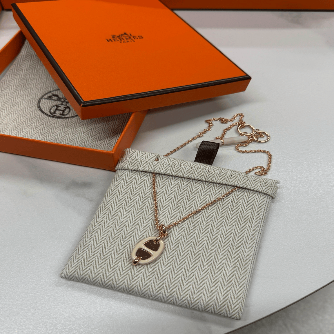 Hermes Hermes Mini Maillon pendant AKC0545