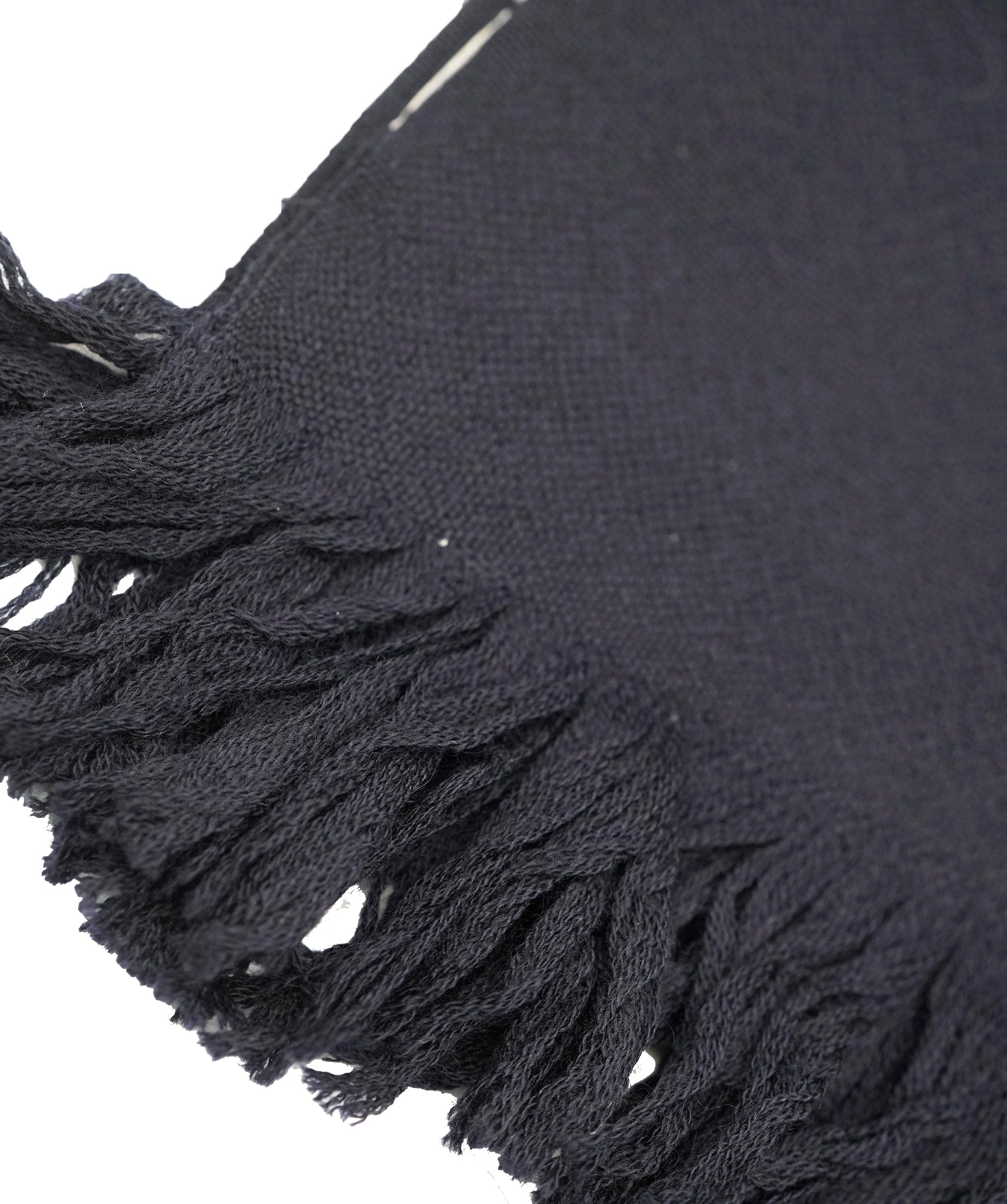 Hermès Hermes navy cashmere scarf with fringing  - AJC0914