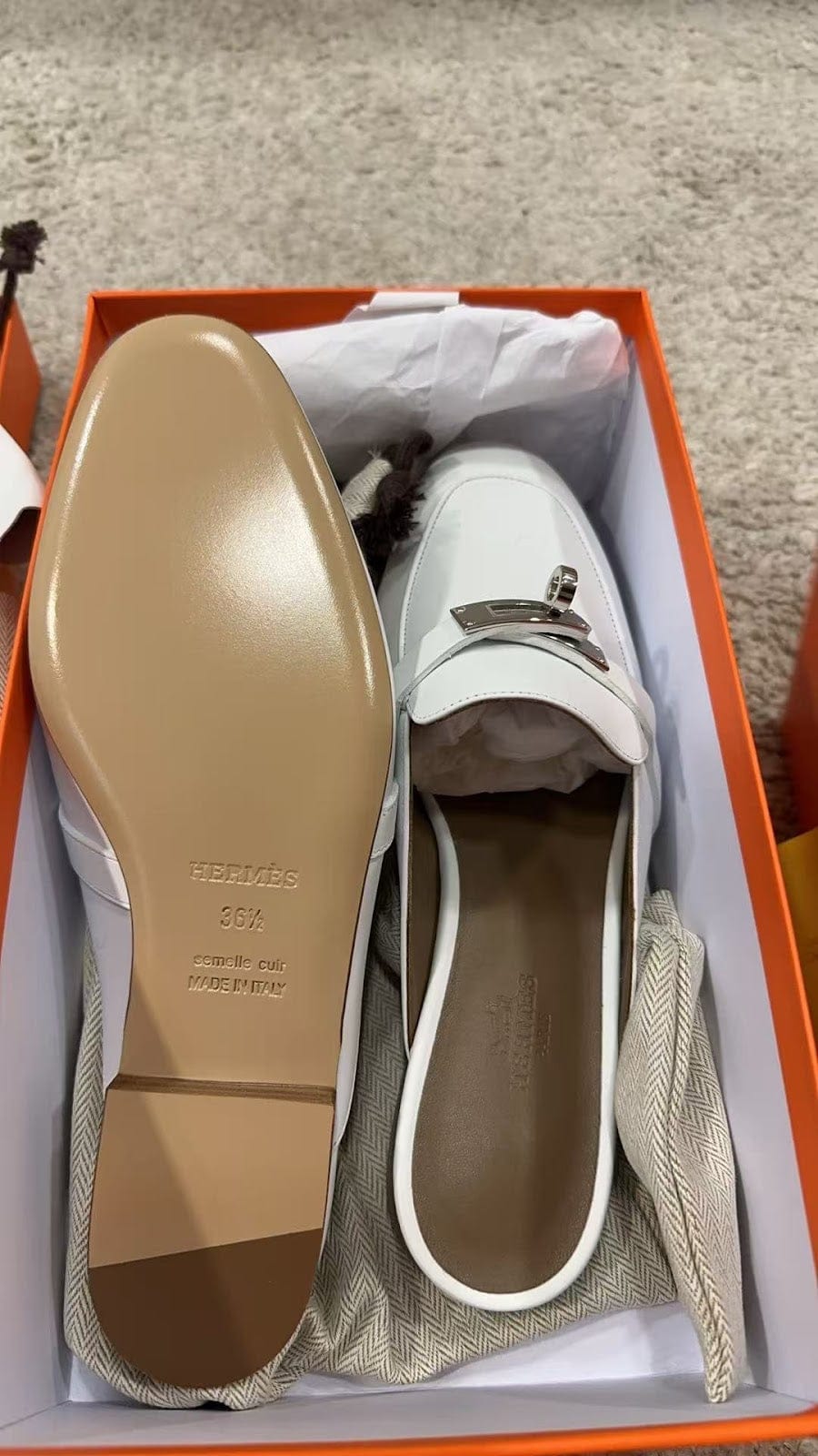 Hermes Hermes OZ Mule white Sandal 36.5 ALC3797