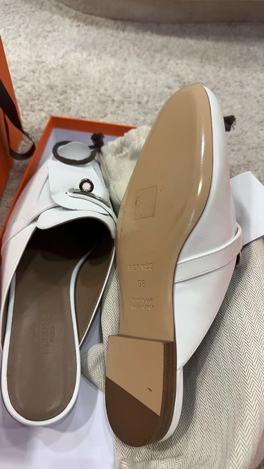 Hermes Hermes OZ Mule white Sandal 38 ALC3796