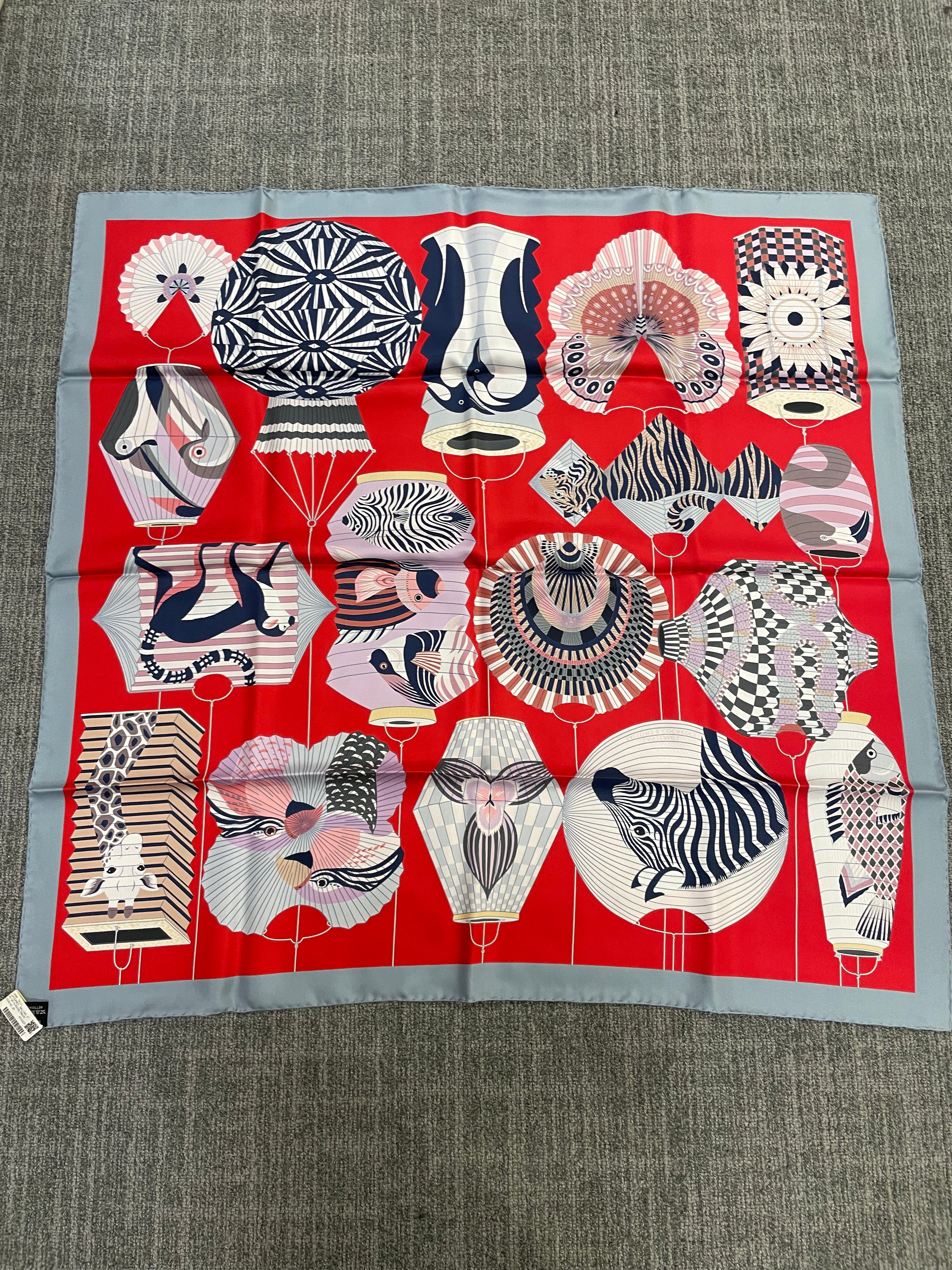 Hermès Hermès Silk 90-13 – Avant-Garde Faces and Figures in Red and Pale Pink ALC3494