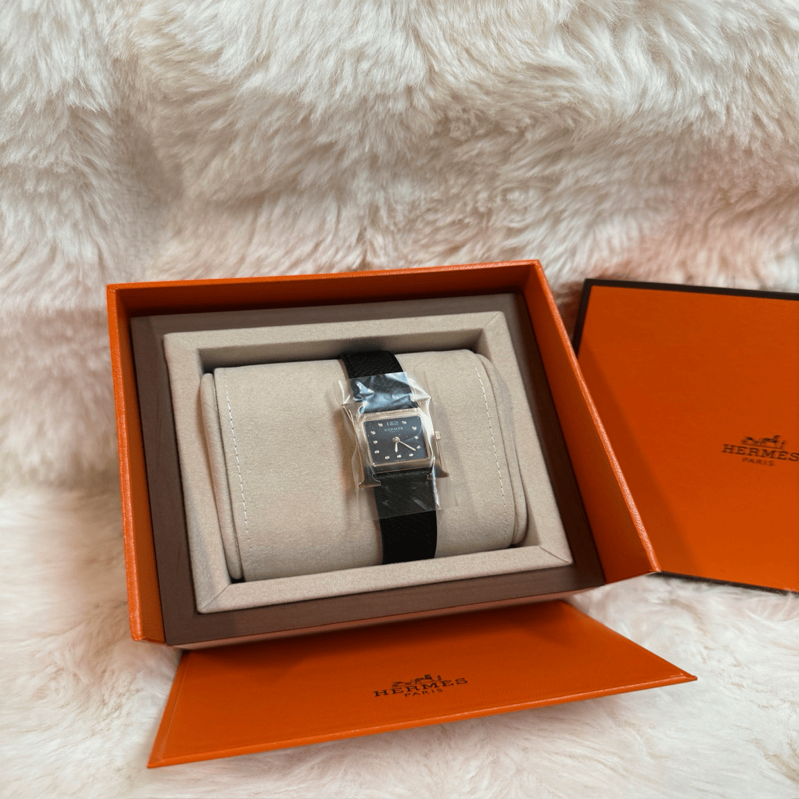 Hermes Hermes Watch AKC0548