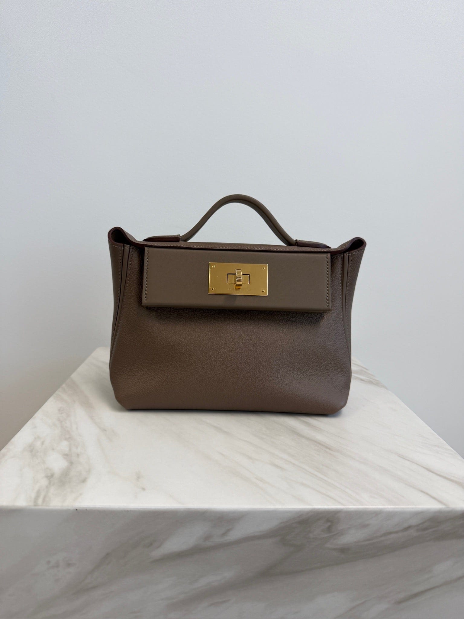 Hermès Hermès 24/24 - 21 Etoupe Evercolor/Swift Gold Hardware