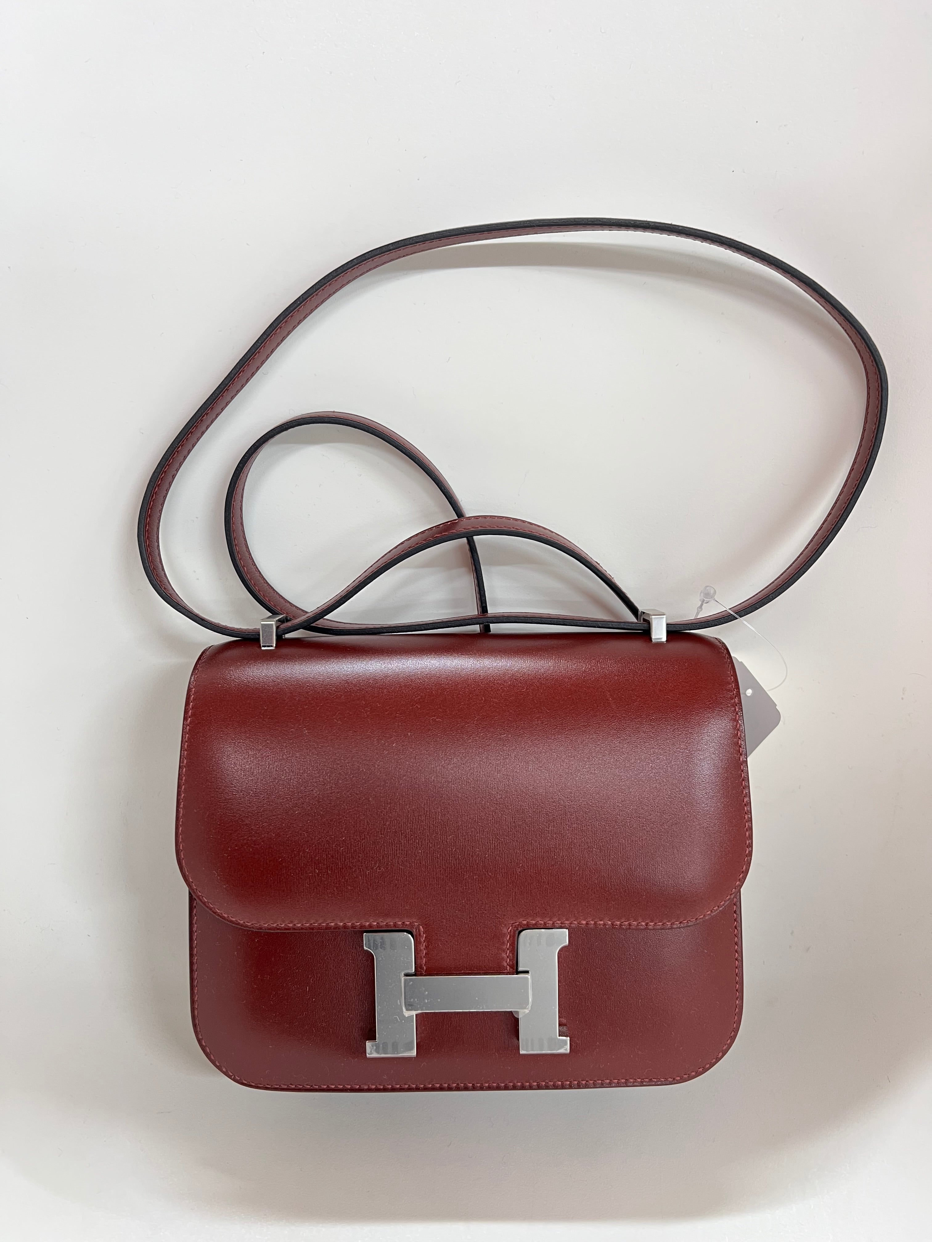 Hermès Hermes Constance 18 Rouge H Boxcalf PHW #W SKCJB-172249