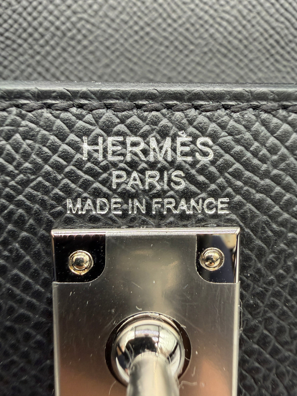 Hermès Kelly 25 Black Epsom Palladium Hardware