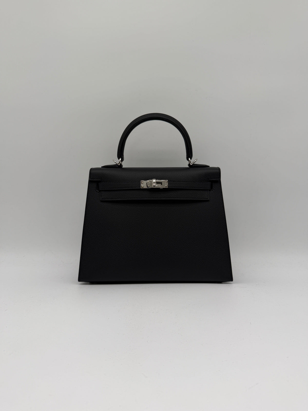Hermès Kelly 25 Black Epsom Palladium Hardware