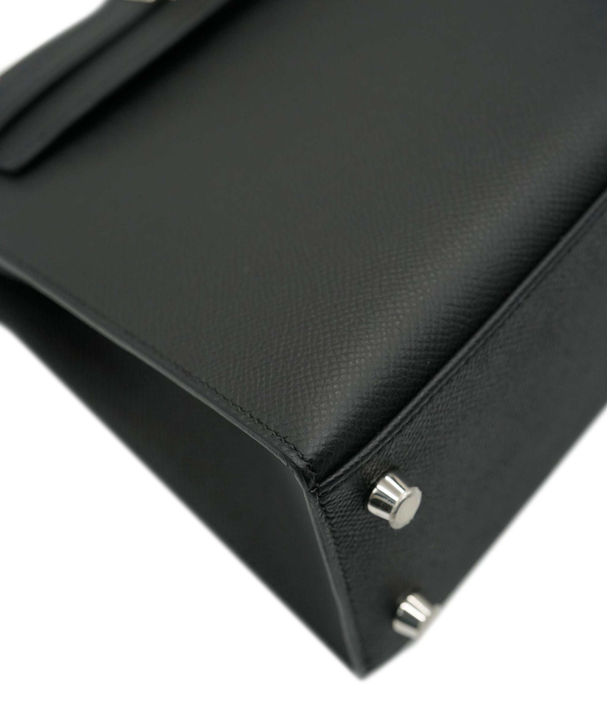 Hermès Hermes Kelly 25 Noir Epsom With Palladium Hardware 2022 ALC2699