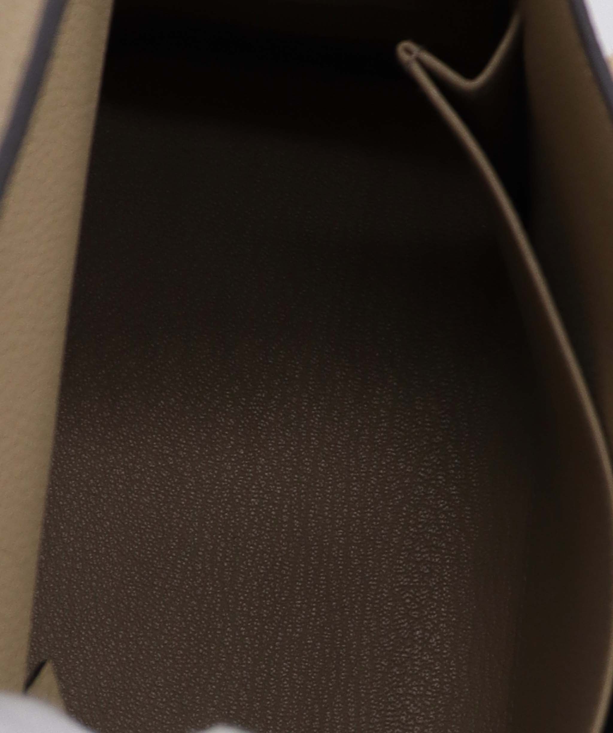Hermès Hermes Kelly 25 Retourne Trench Togo PBHW #K SKC2025