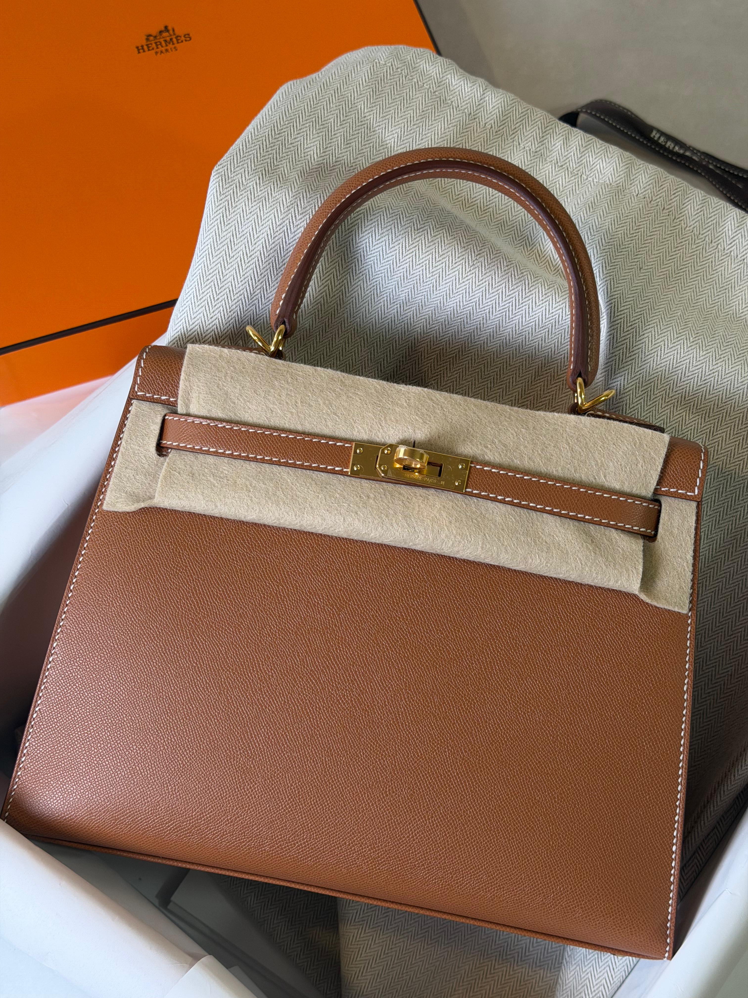 Hermès Hermes Kelly 25 Sellier Gold Veau Madame GHW #G stamp ALTC0702