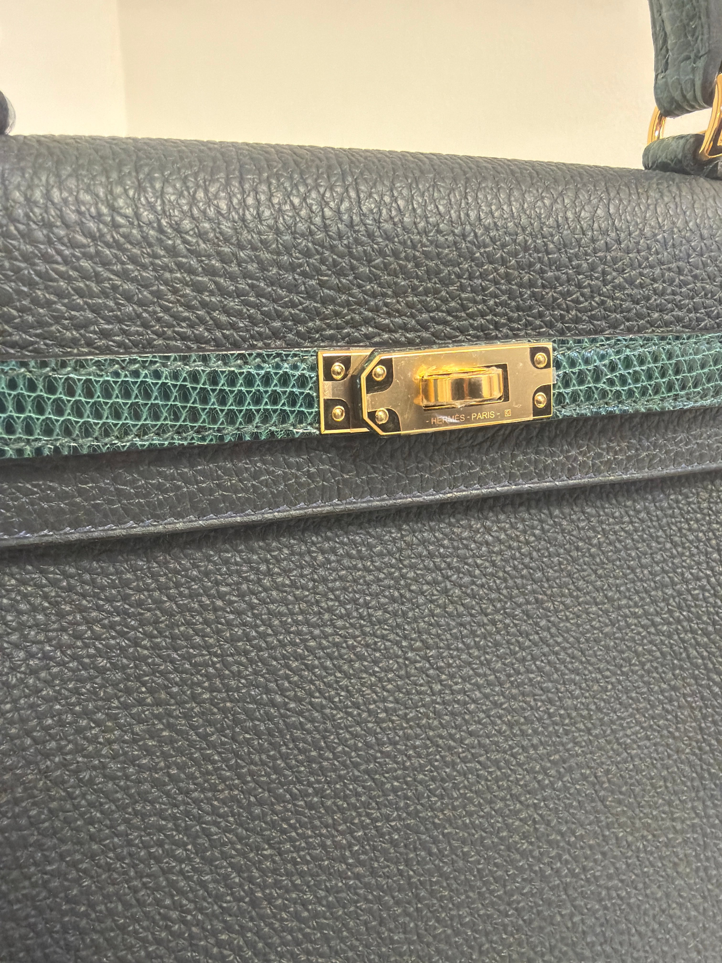 Hermès Hermes Kelly 25 Touch Vert Cypress Togo WIth GHW  ALC3000