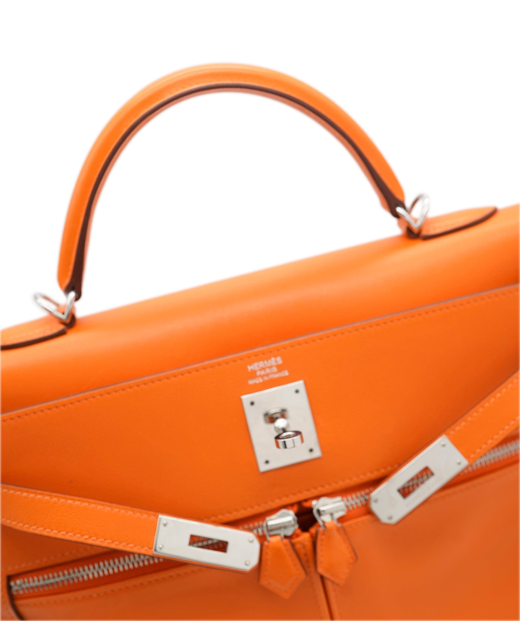 Hermès Hermès Kelly 32 Lakis Swift Orange PHW ASL2862