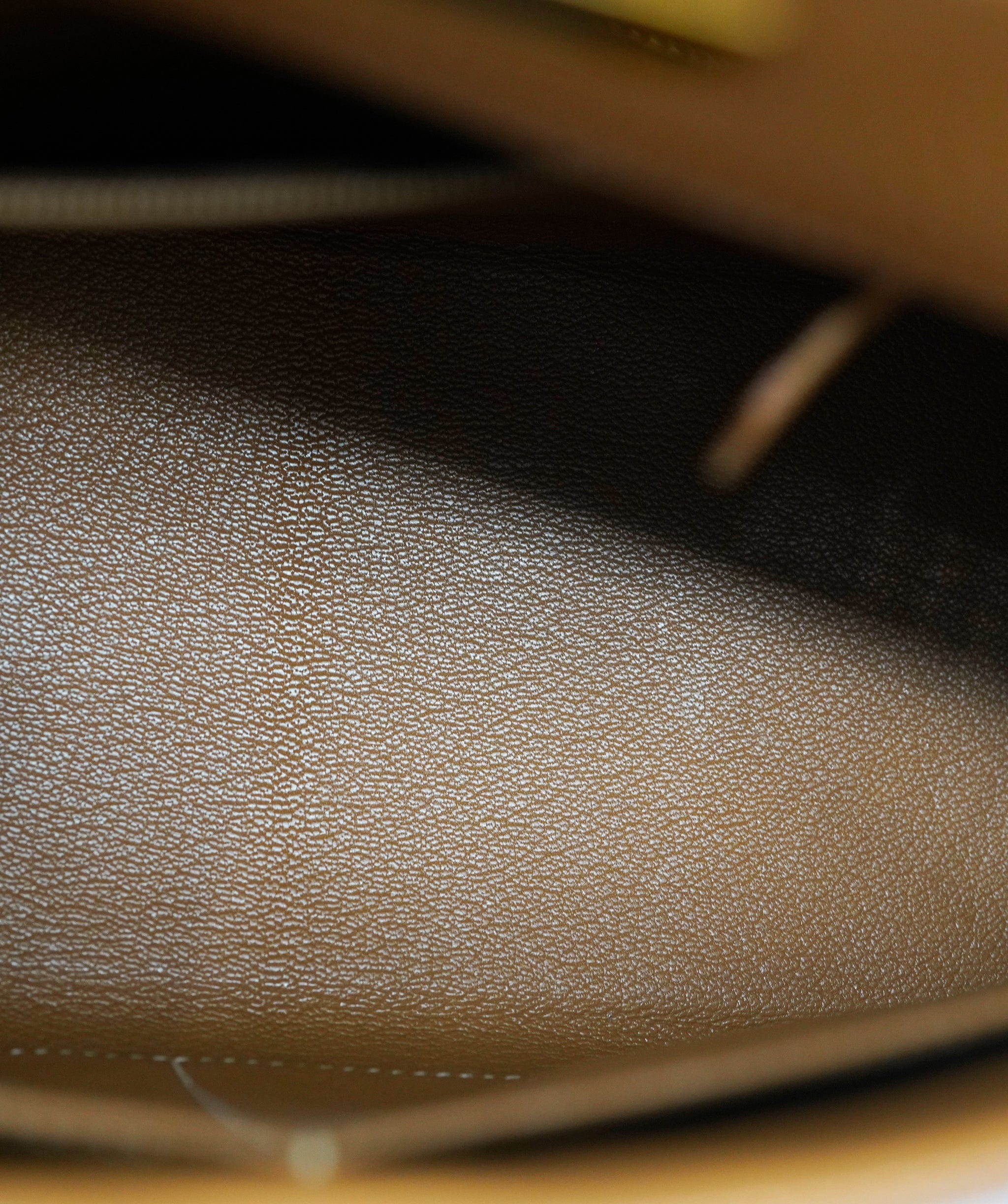 Hermès Hermes Kelly 32 Natural with Gold Hardware ALC2212