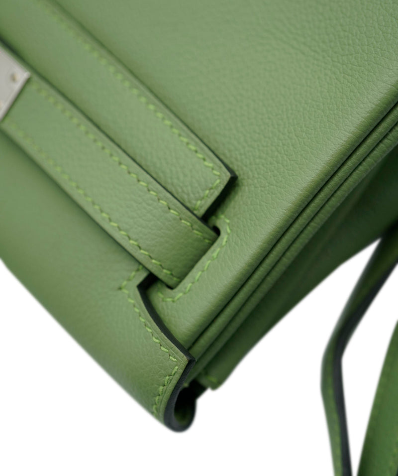 Pre-owned Hermes Kelly Ado Backpack Vert Criquet Evercolor Verso Palla –  Madison Avenue Couture