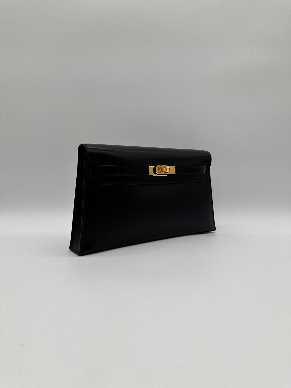 Hermès Kelly Elan Black Box Gold Hardware
