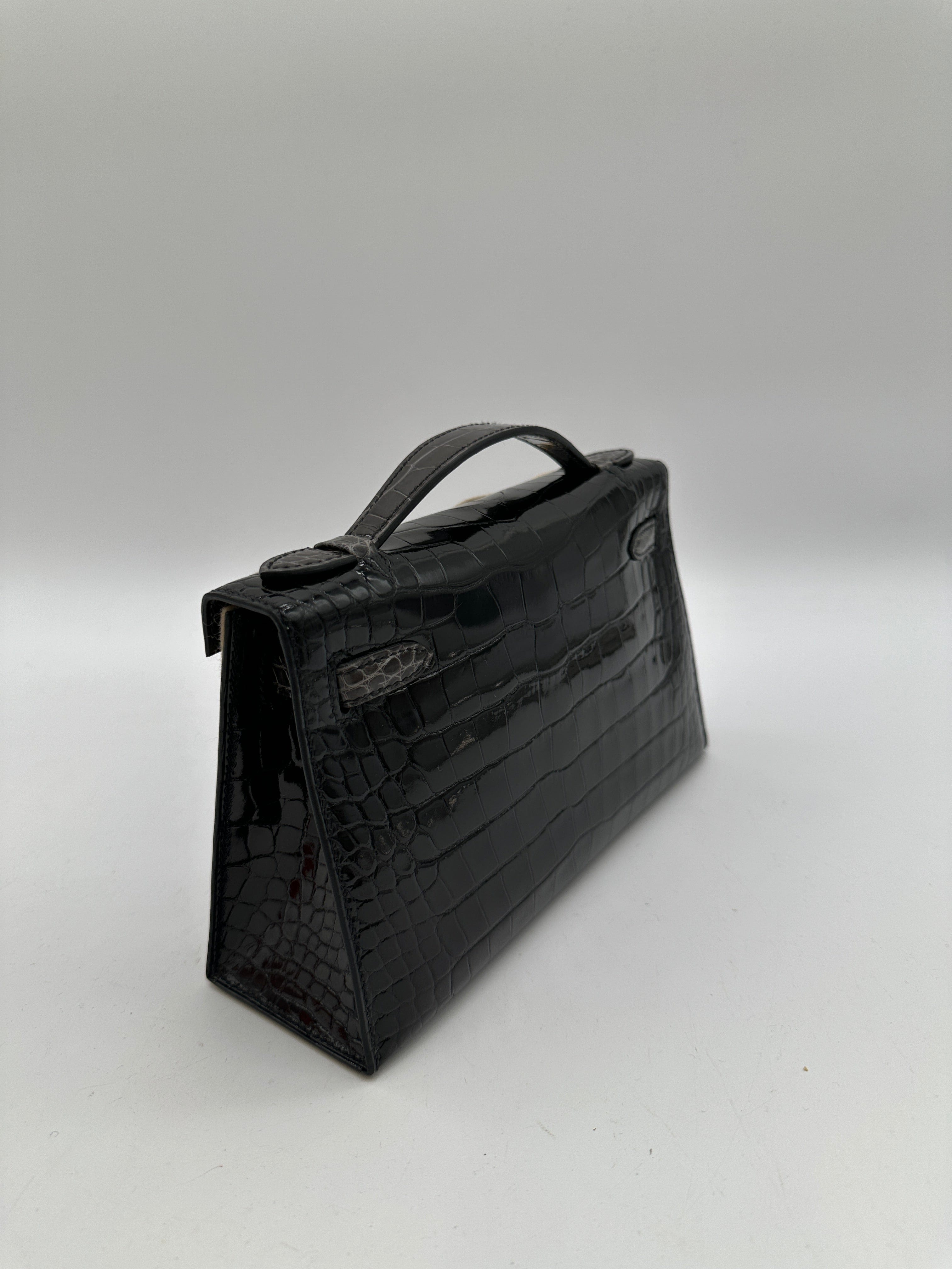 Hermès Hermès Kelly Pochette HSS black / graphite shiny alligator GHW W 2025 PC525