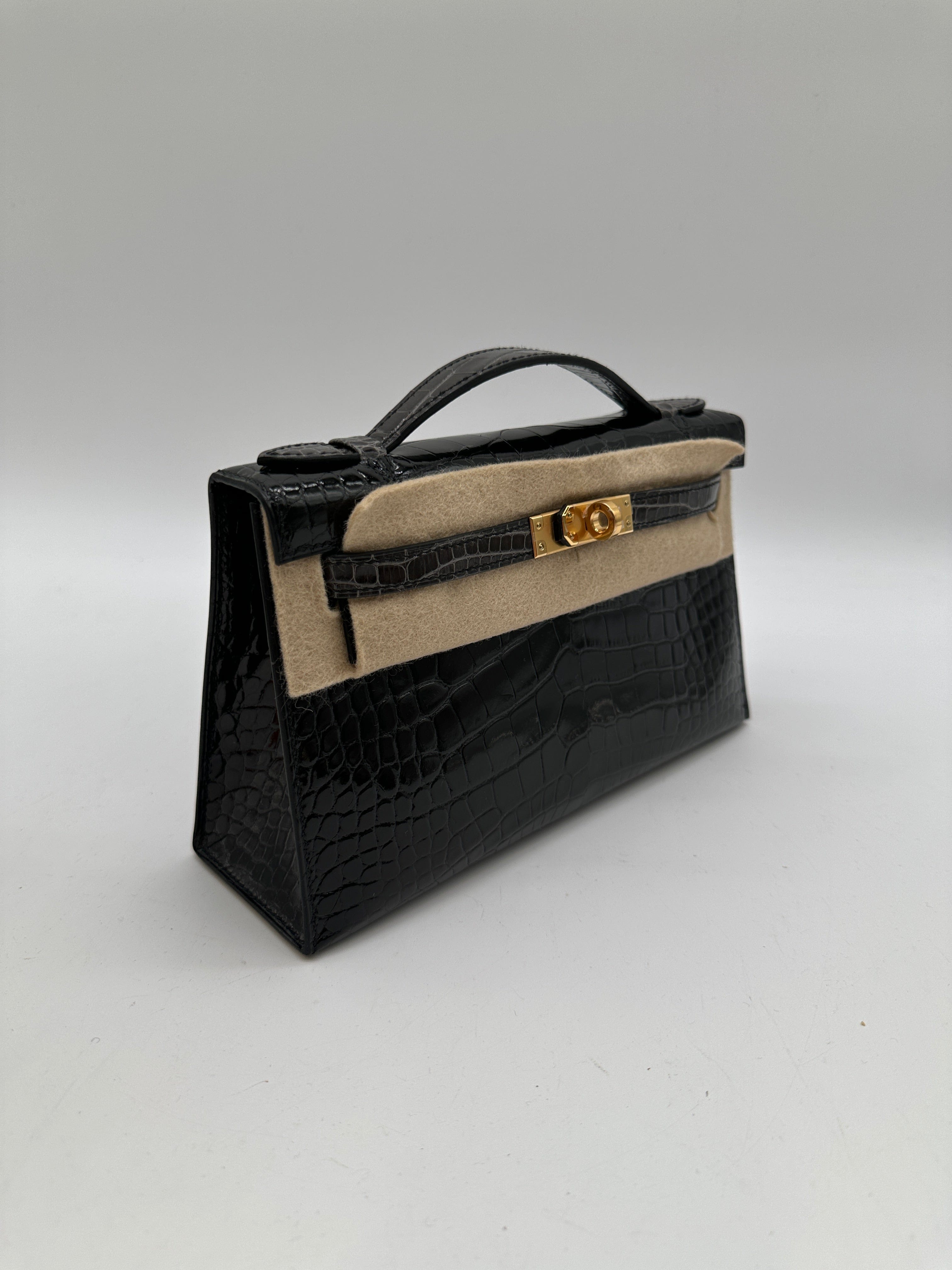 Hermès Hermès Kelly Pochette HSS black / graphite shiny alligator GHW W 2025 PC525