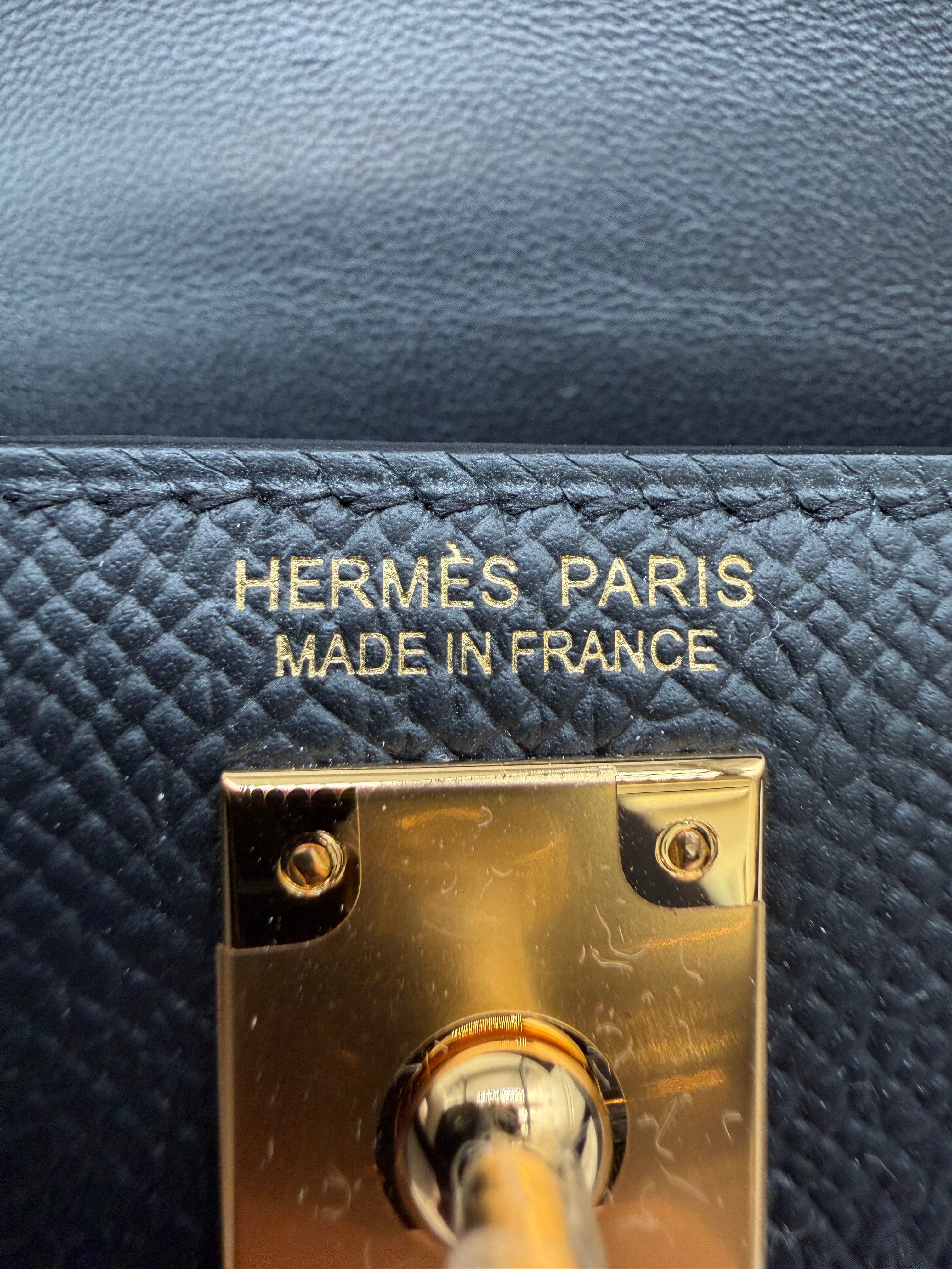 Hermès Hermès Mini Kelly Black Epsom Gold Hardware