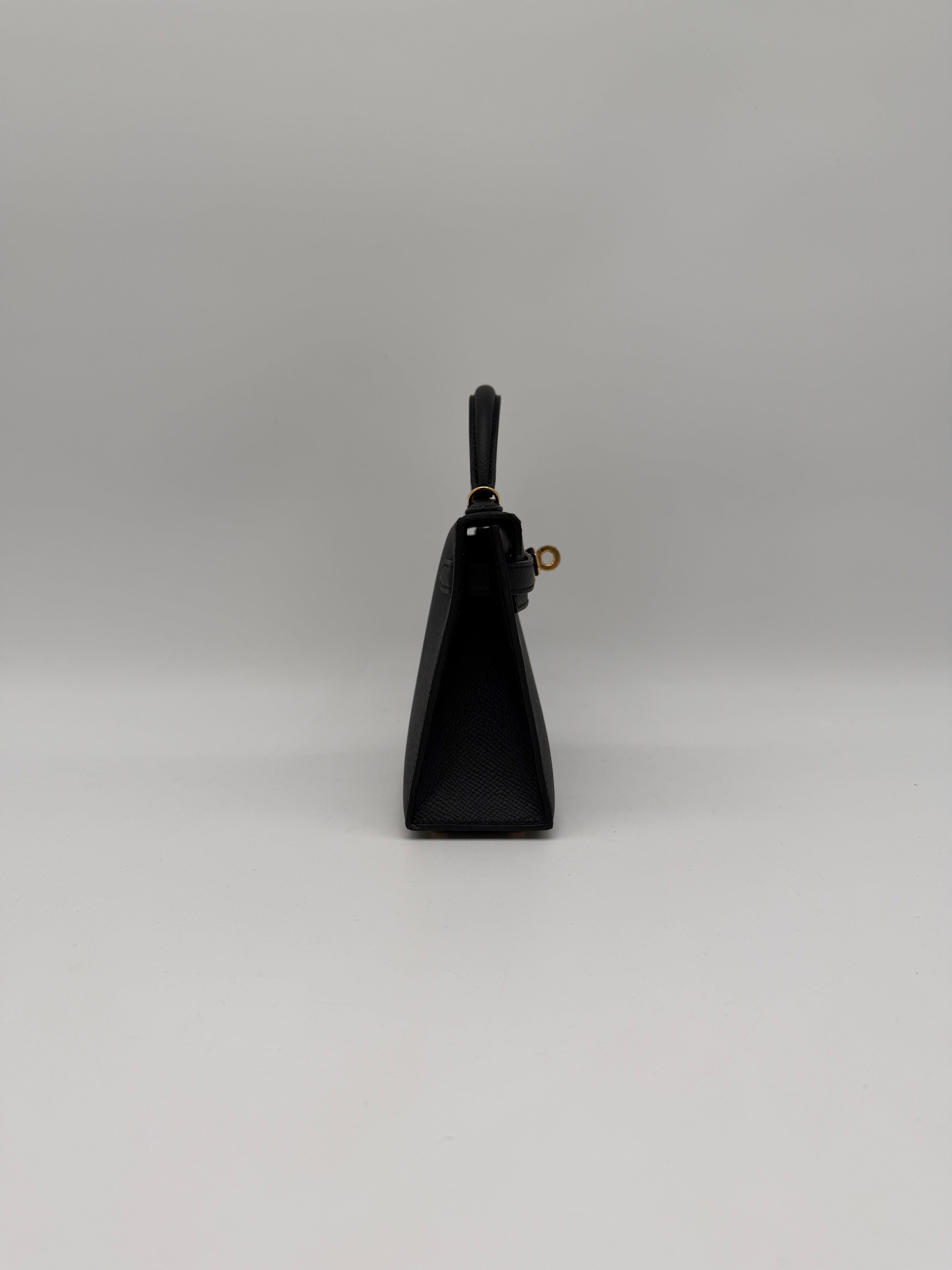 Hermès Hermès Mini Kelly Black Epsom Gold Hardware