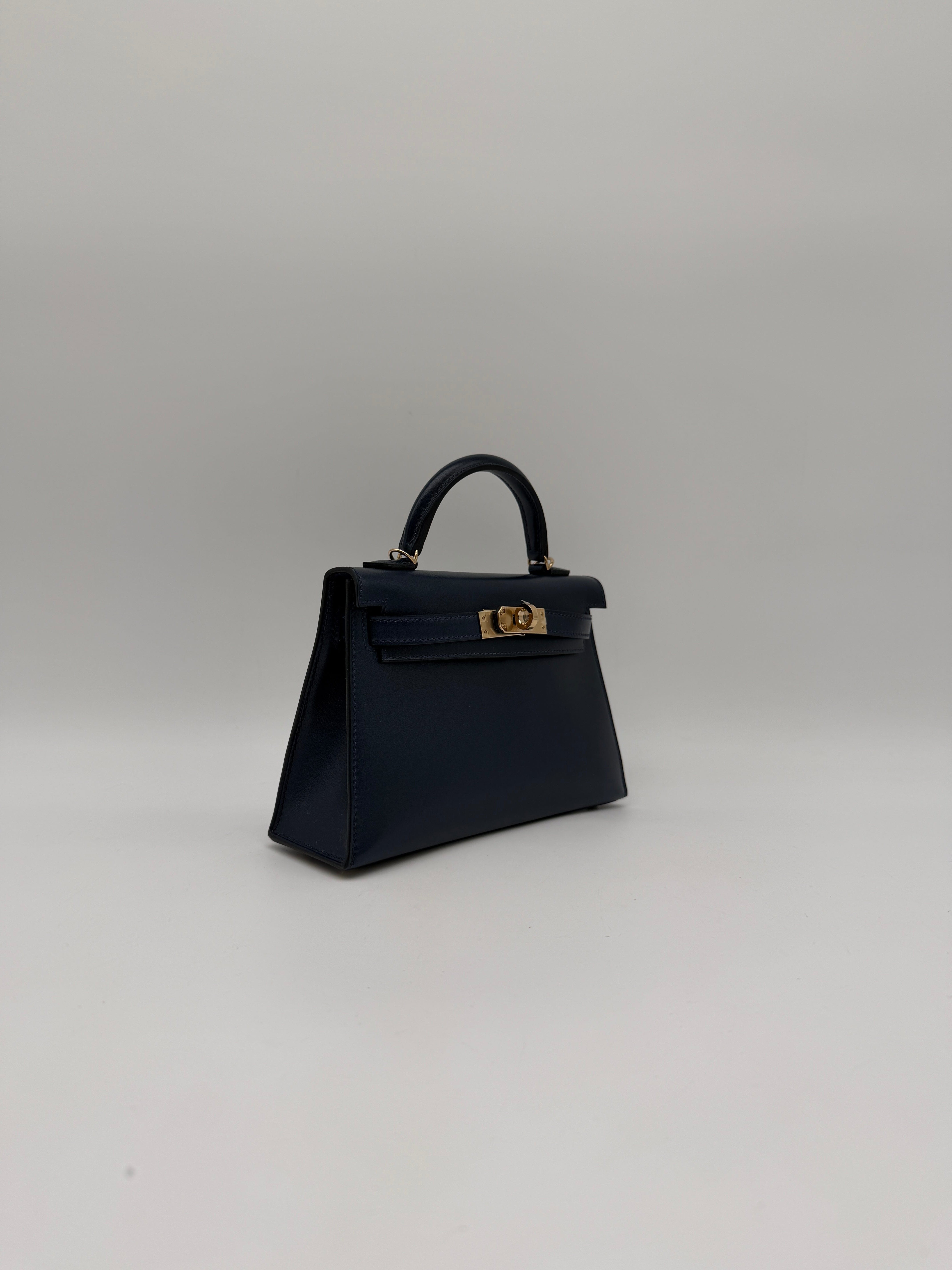 Hermès Hermès Mini Kelly Bleu Abysse Box Leather Permabrass Hardware