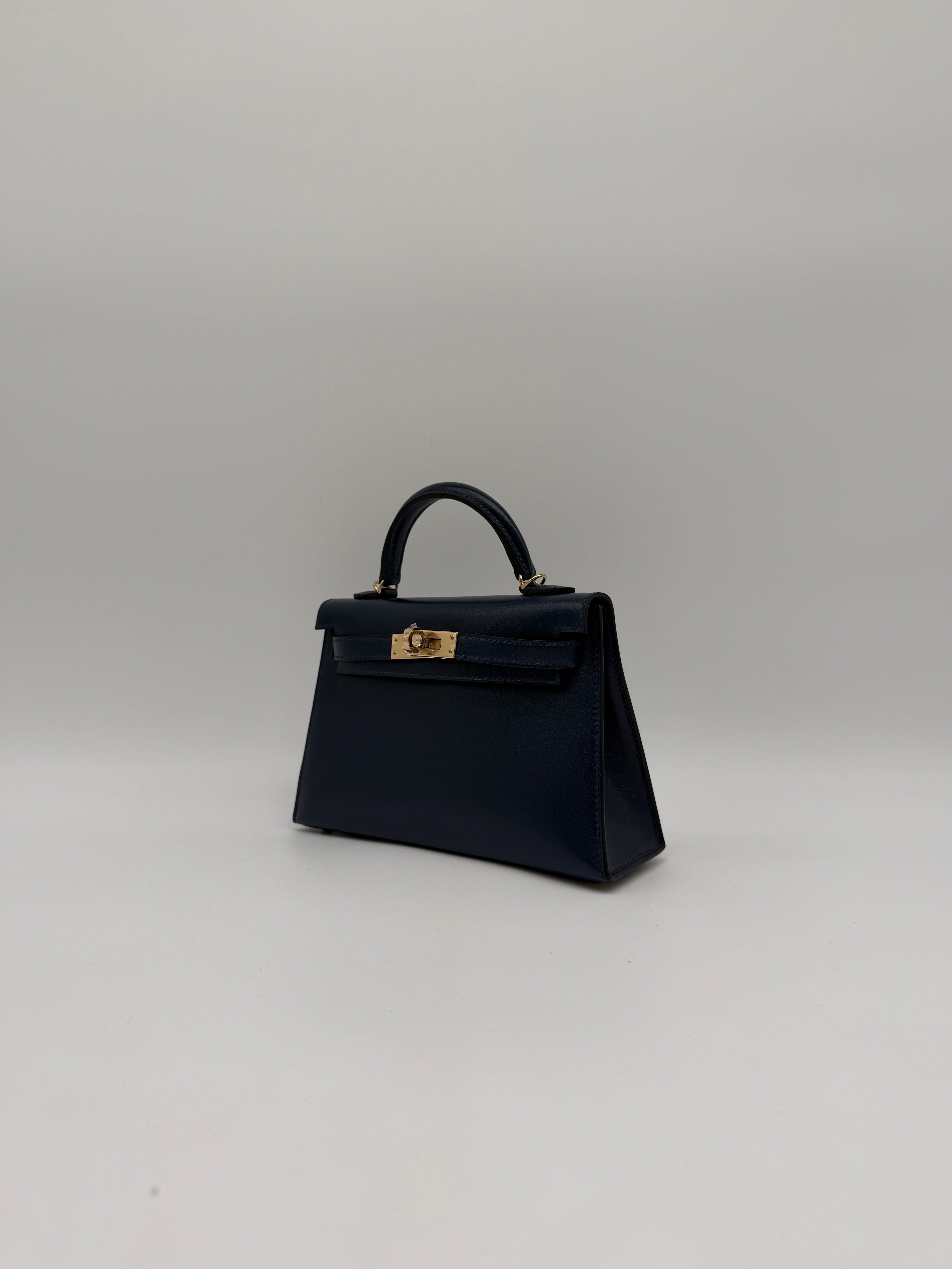 Hermès Hermès Mini Kelly Bleu Abysse Box Leather Permabrass Hardware