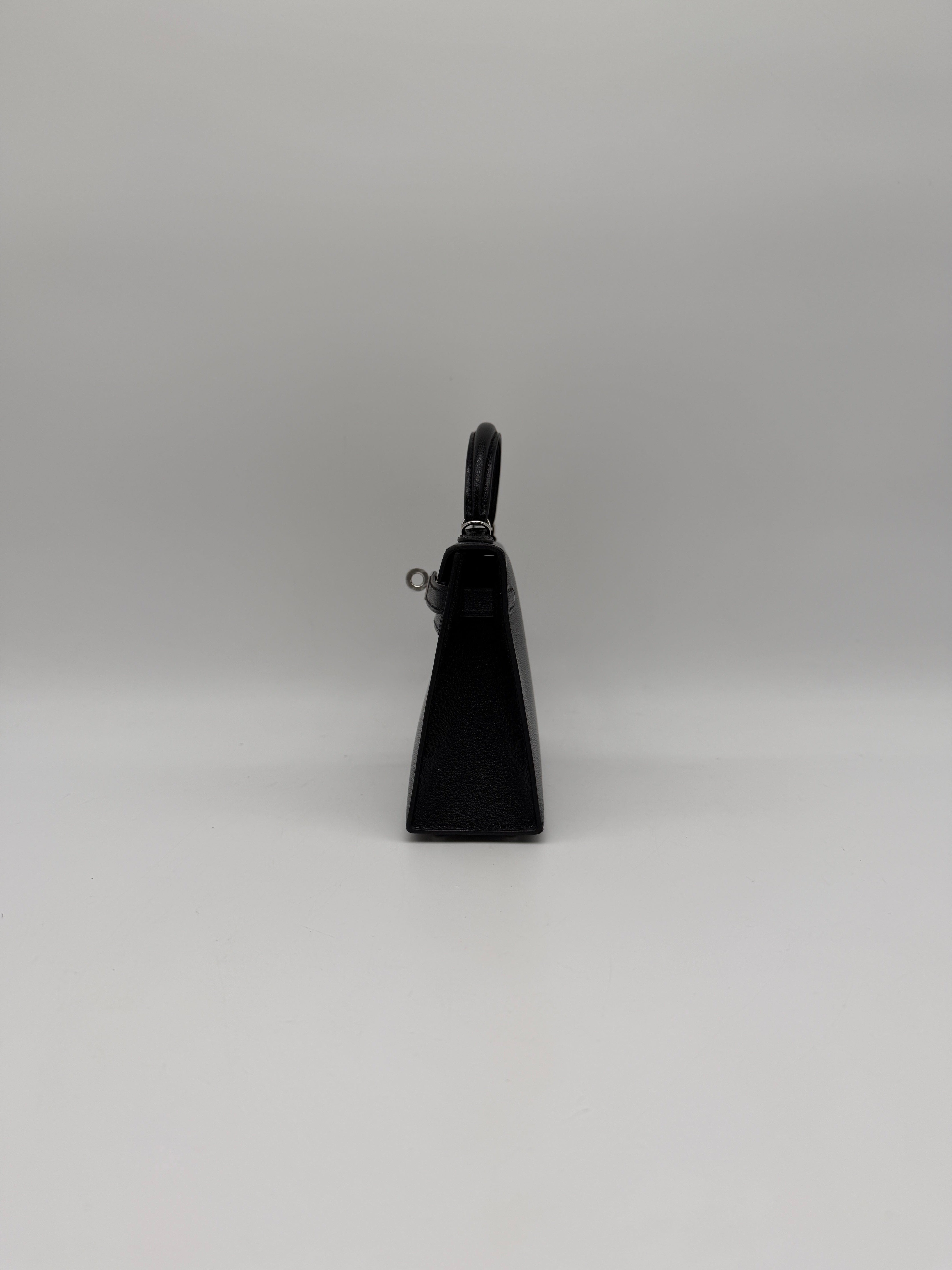 Hermès Hermès Mini Kelly Clou de coeur Black Chevre Palladium Hardware