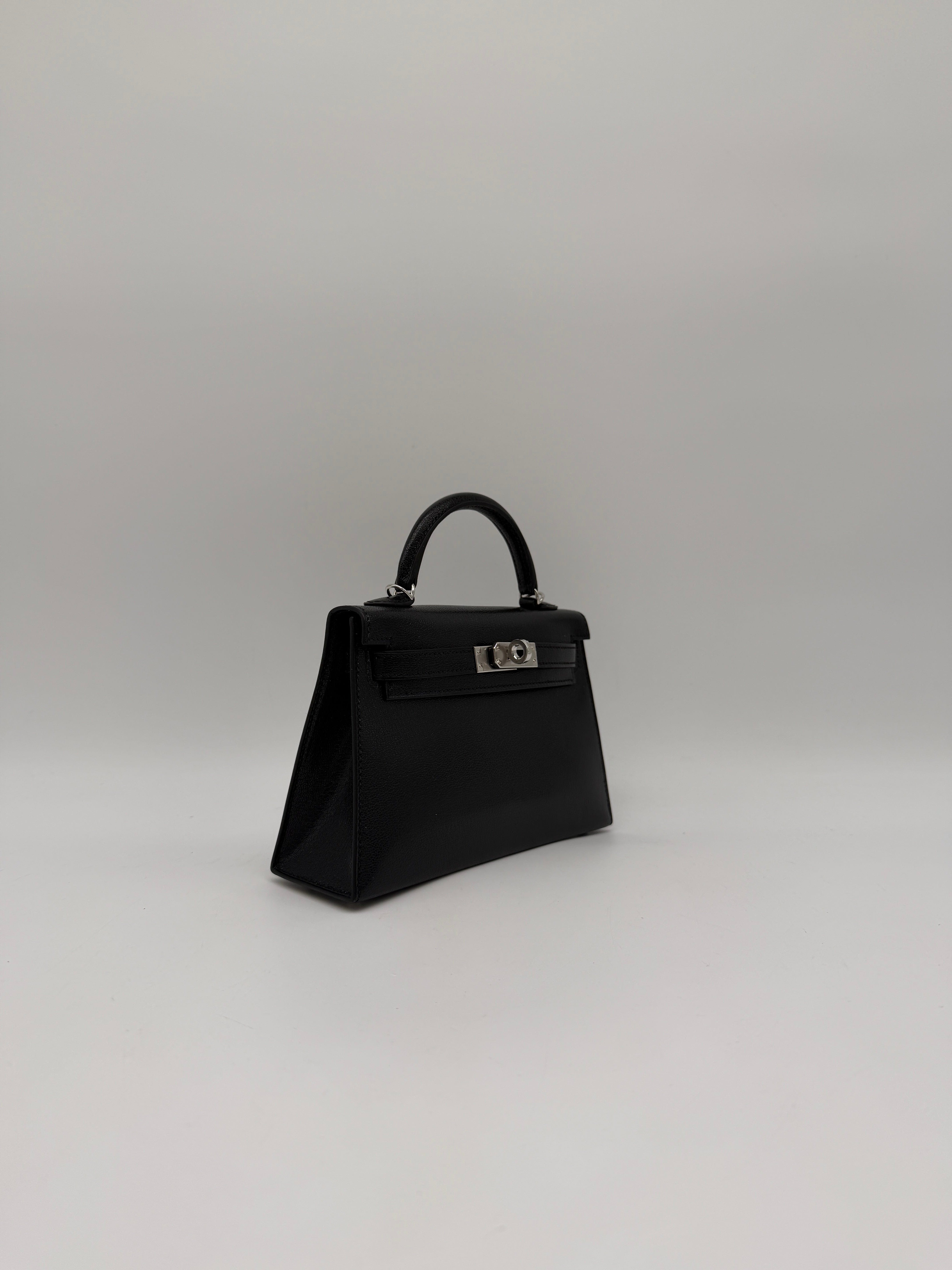 Hermès Hermès Mini Kelly Clou de coeur Black Chevre Palladium Hardware