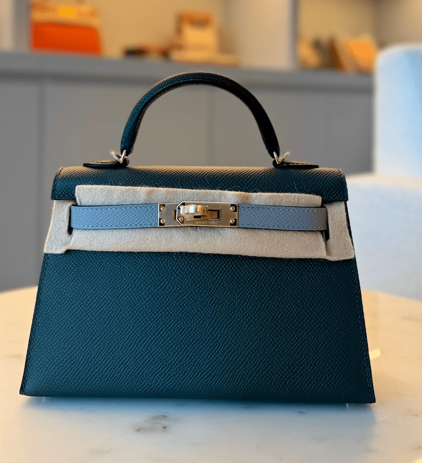 Hermès Kelly 20 Vert Mangrove, Black, and Vert Amande  AGC3543