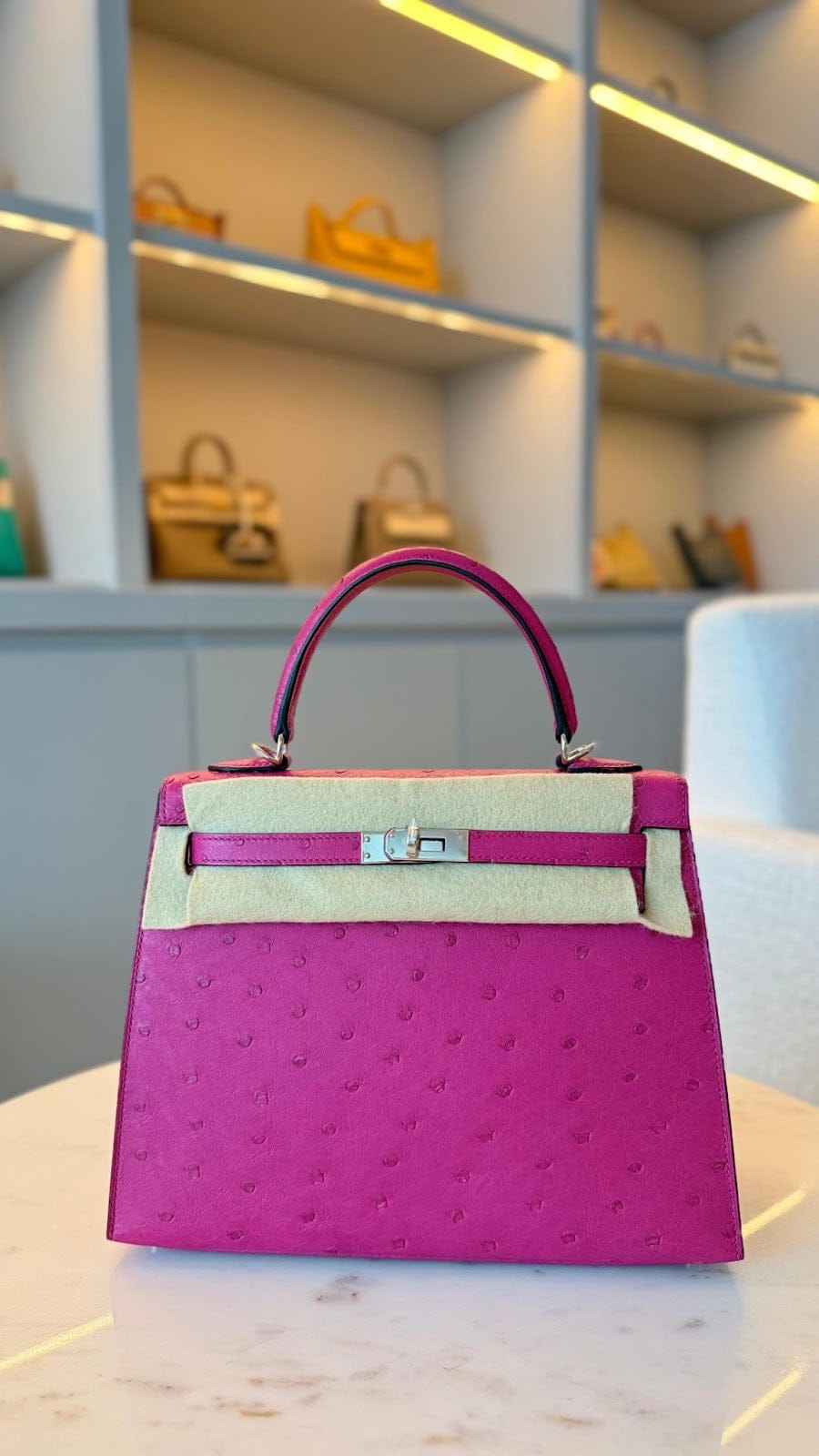 Hermès Kelly 'Sellier' 25 Rose Pourpre	Ostrich with Palladium Hardware AGC3206