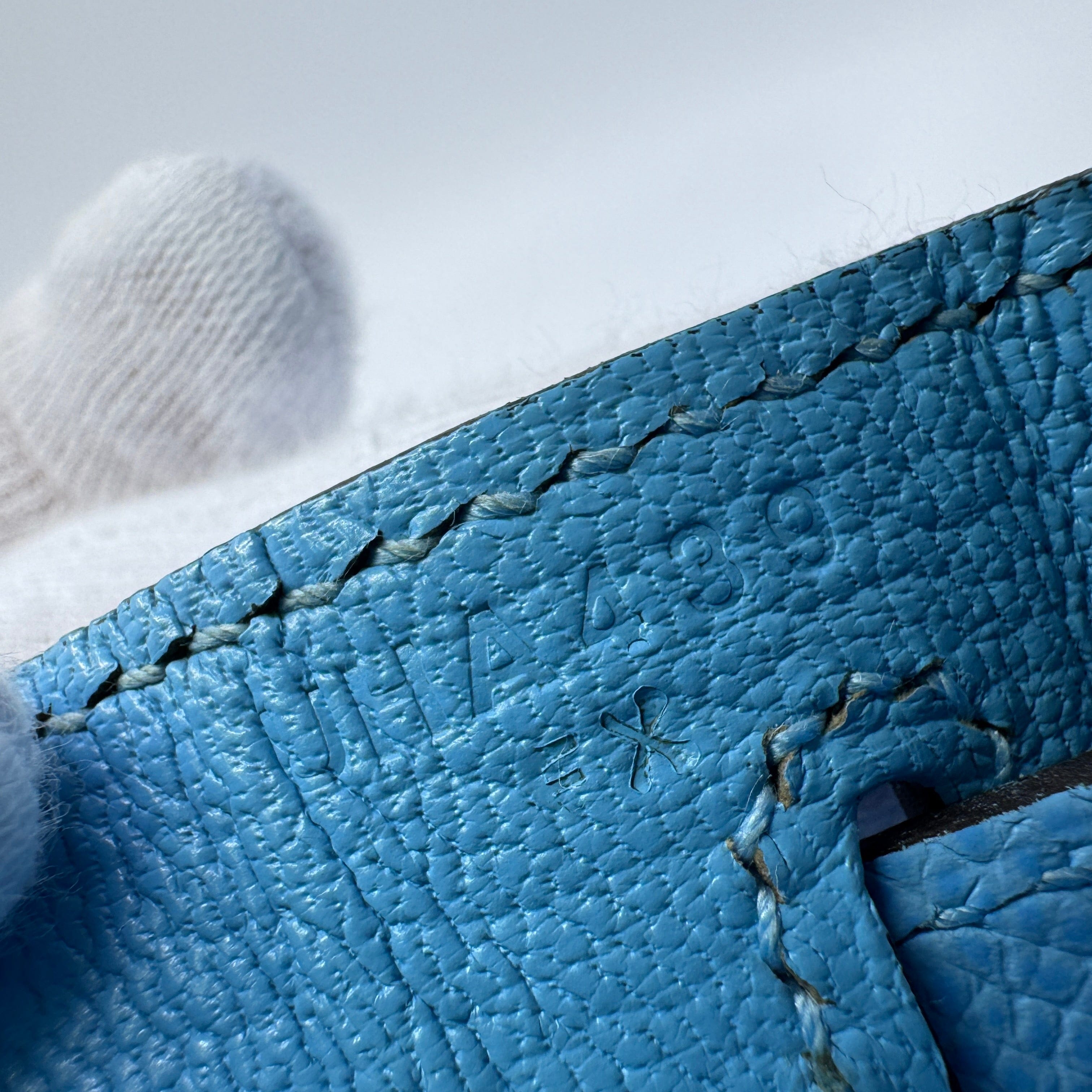 Hermès Kelly28 Celeste Epsom GHW U B-302658