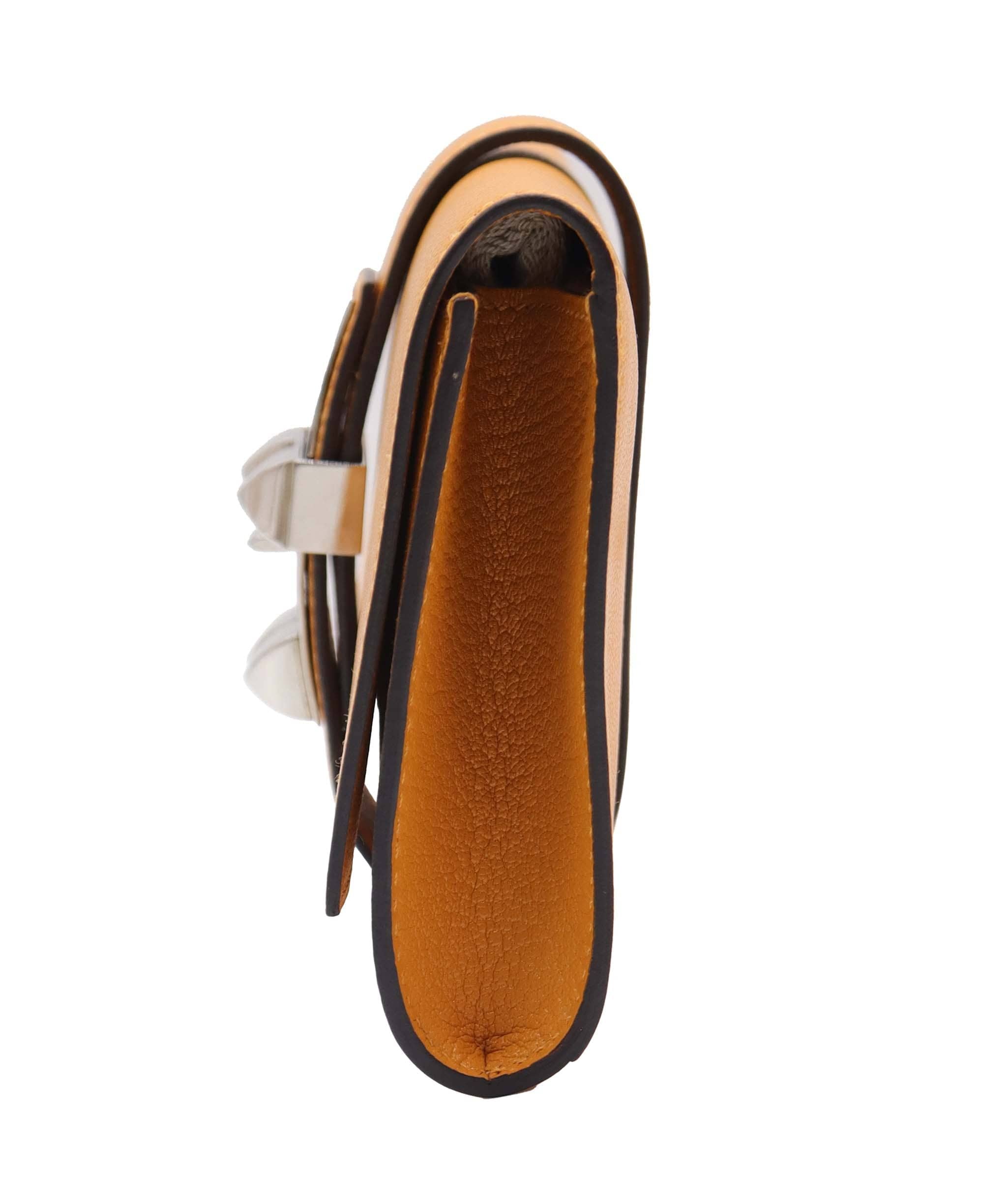 Hermès Medor Jaune Chèvre PHW Stamp X DXBS6085