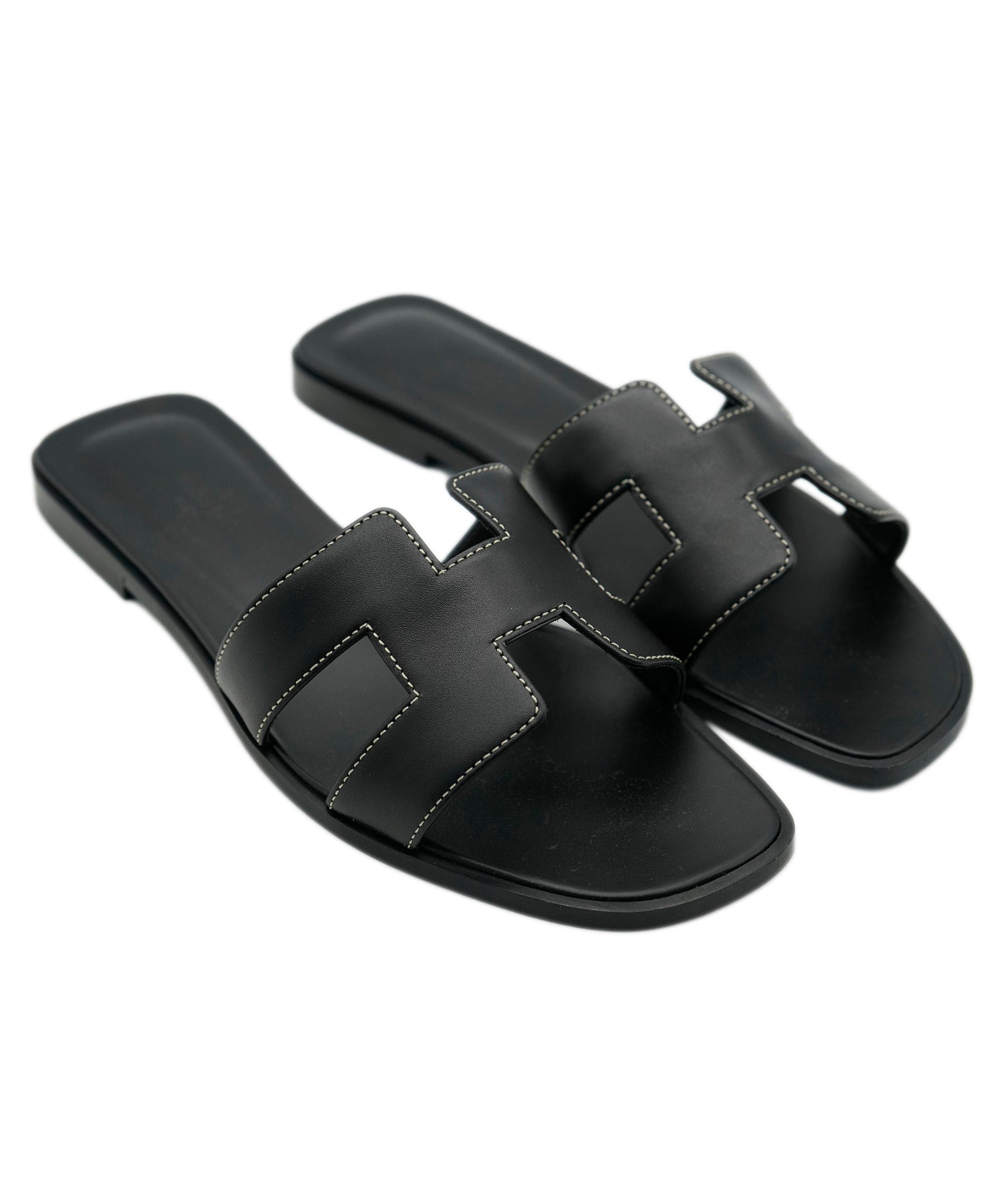 Hermès Oran Sandals, Black, Size 37.5