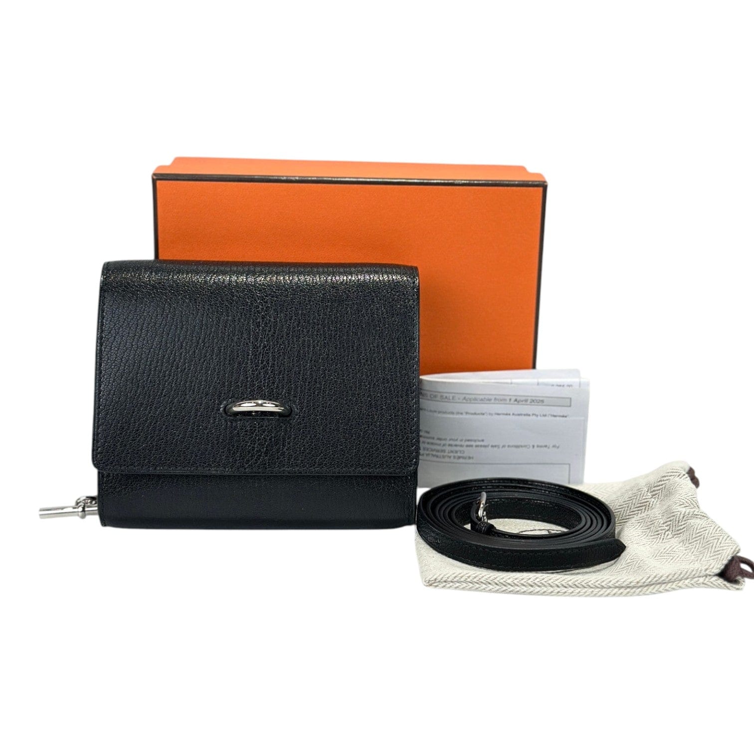 Hermes Hermes Portefeuille Chaine D’ancre To Go Wallet in Black Chevre