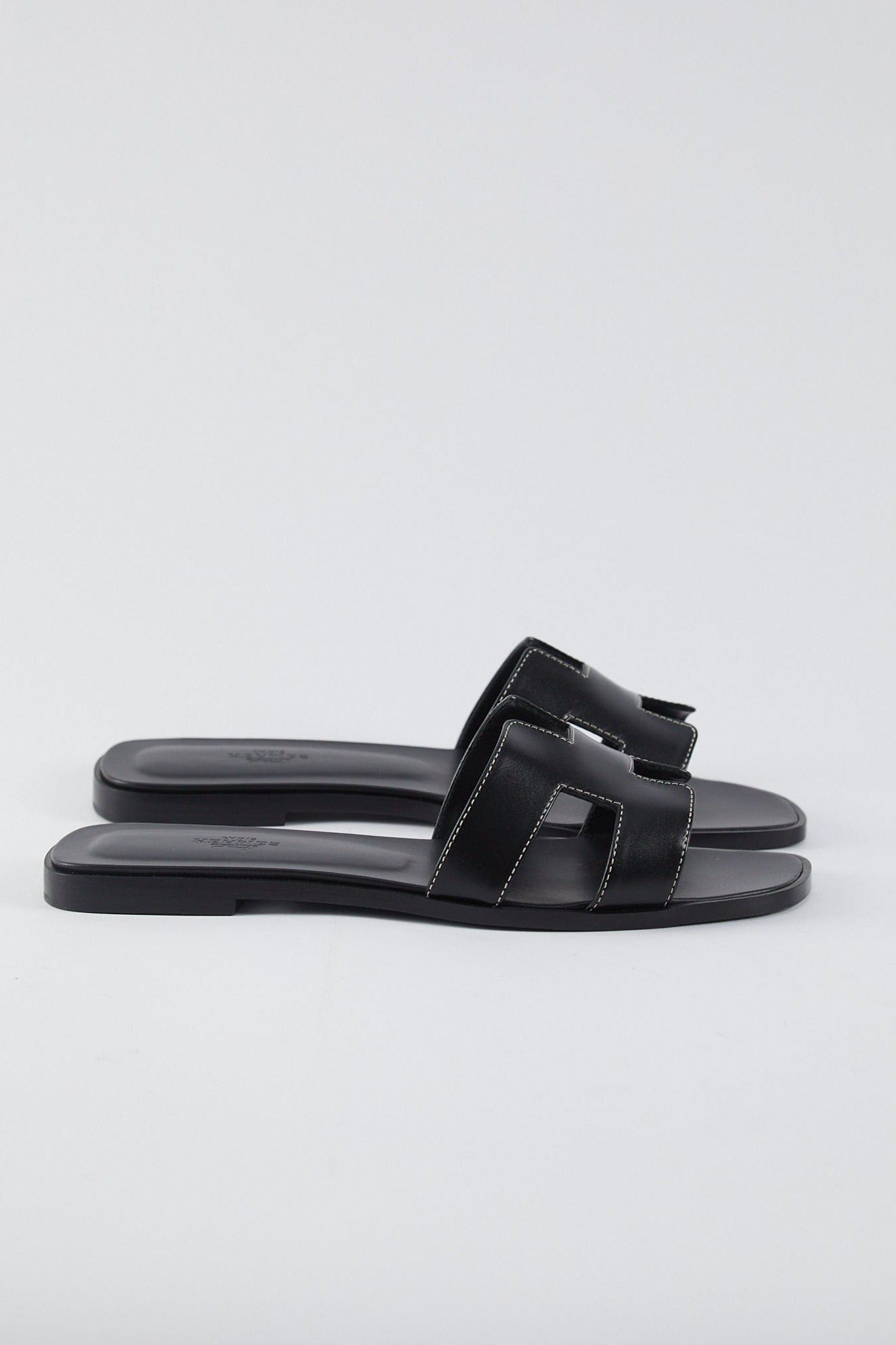 Hermès HERMÈS ORAN SANDAL Black - Size 38