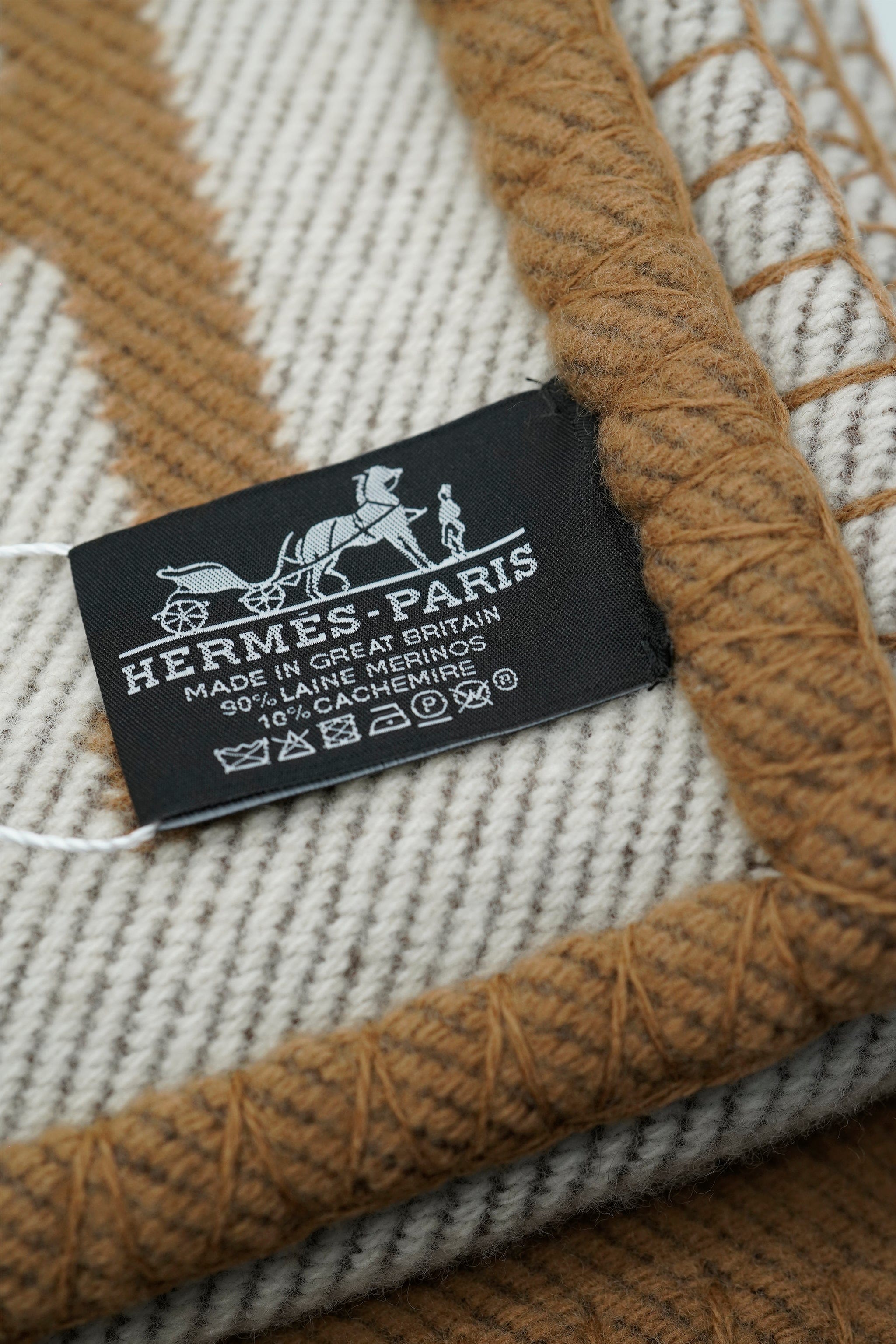 Hermès Hermes Avalon Blanket in Camel DBXS4237