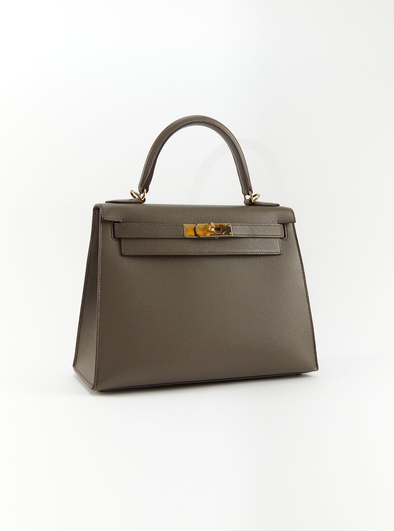 Hermès PRELOVED HERMÈS KELLY 28CM GRIS ETAIN Epsom Leather with Gold Hardware