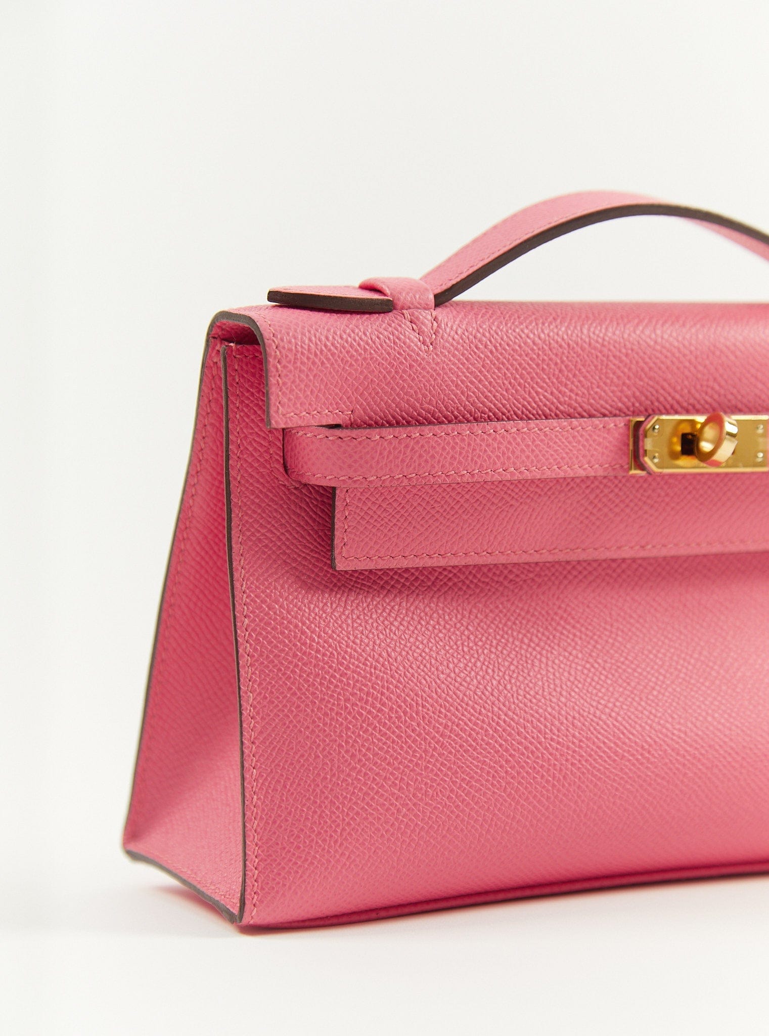 Hermès PRELOVED HERMÈS KELLY POCHETTE ROSE AZALEE Epsom Leather with Gold Hardware