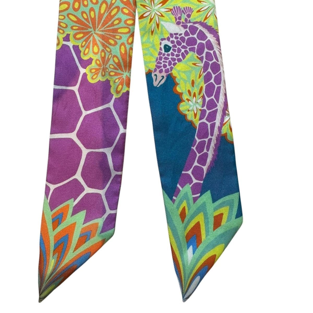 Hermes 29. Hermes Silk Giraffe Twilly