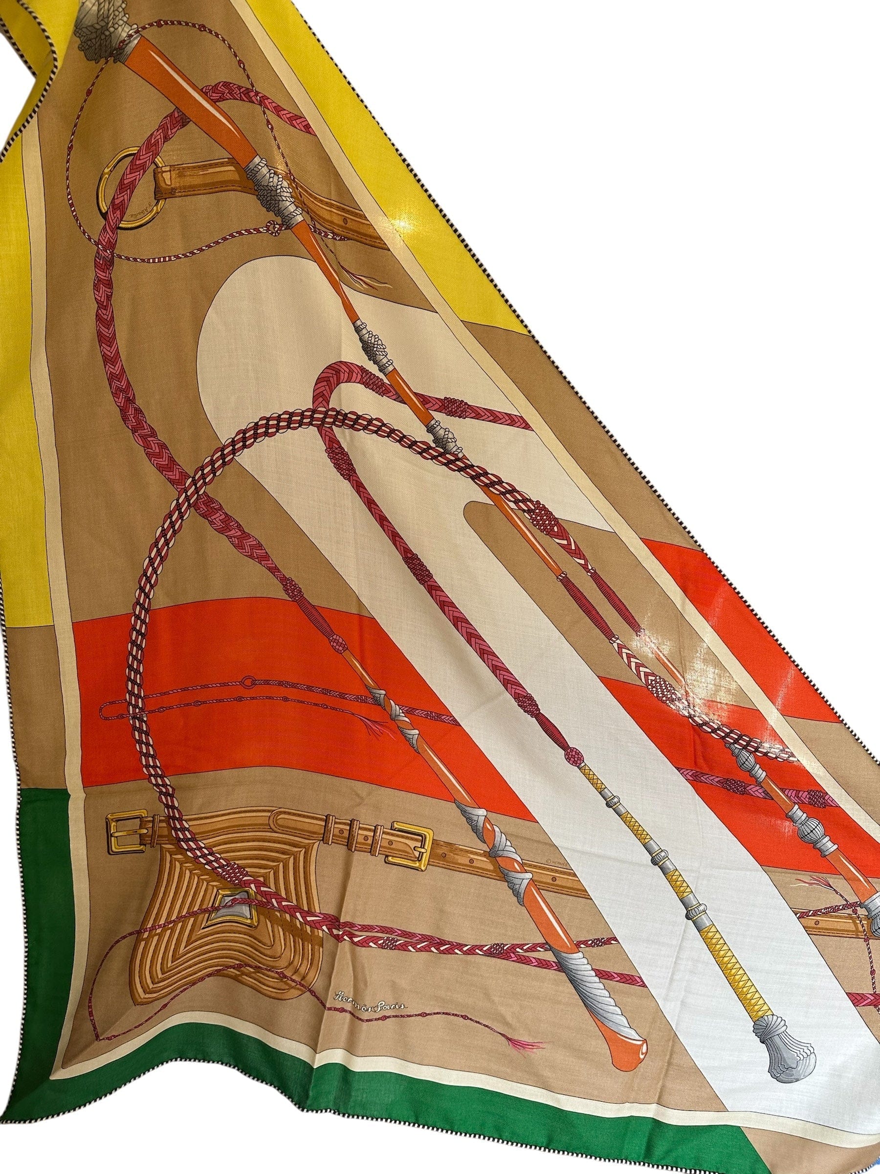 Hermes Hermes 140cm Cashmere/Silk Large Triangle Scarf - in Box