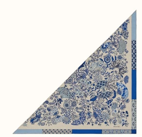 Hermes Hermes 140cm Cashmere/Silk Large Triangle Scarf - in Box