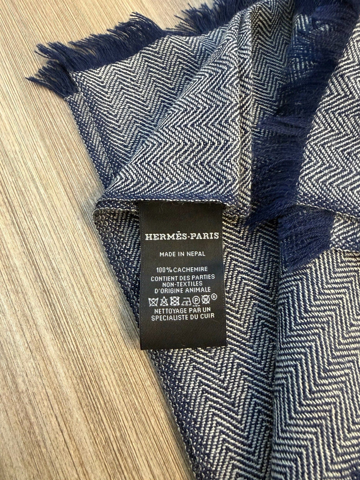 Hermès Hermès Cashmere Scarf - Navy & Grey Herringbone