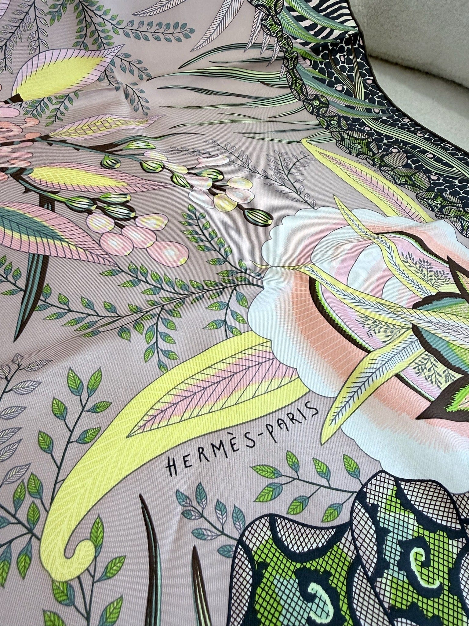 Hermes Hermes Silk Flowers of South Africa Scarf 90 Vieux Rose Vert Jaune