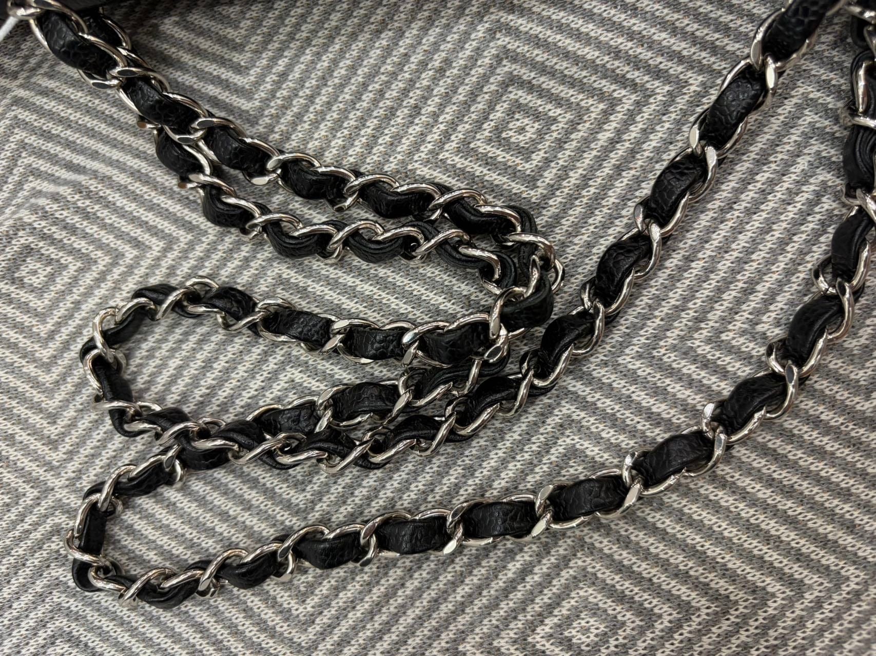 Iconn Boutique Chanel Classic Flap Medium
