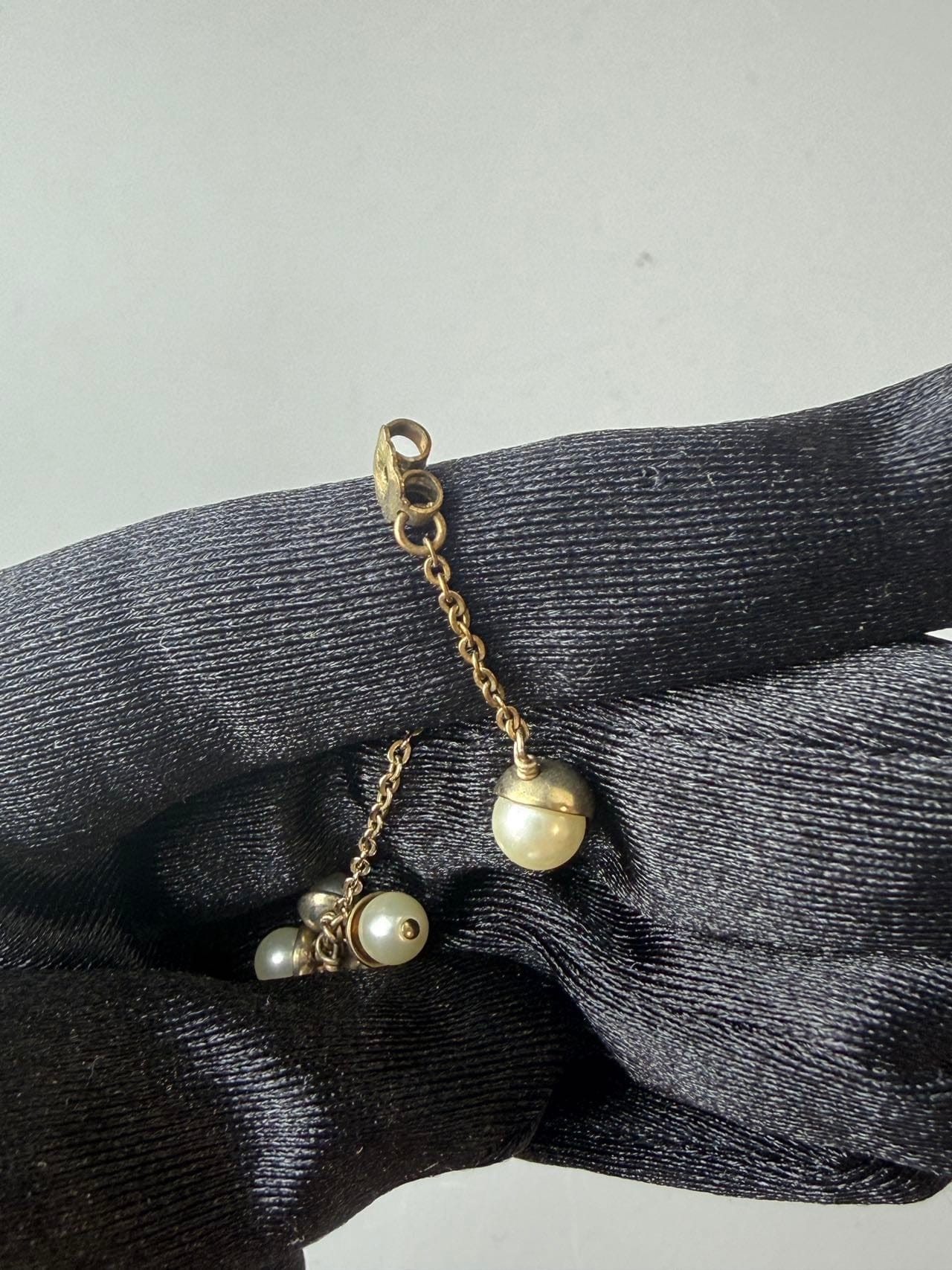 Iconn Boutique Dior Pearl Drop earring in Gold-Tone Metal