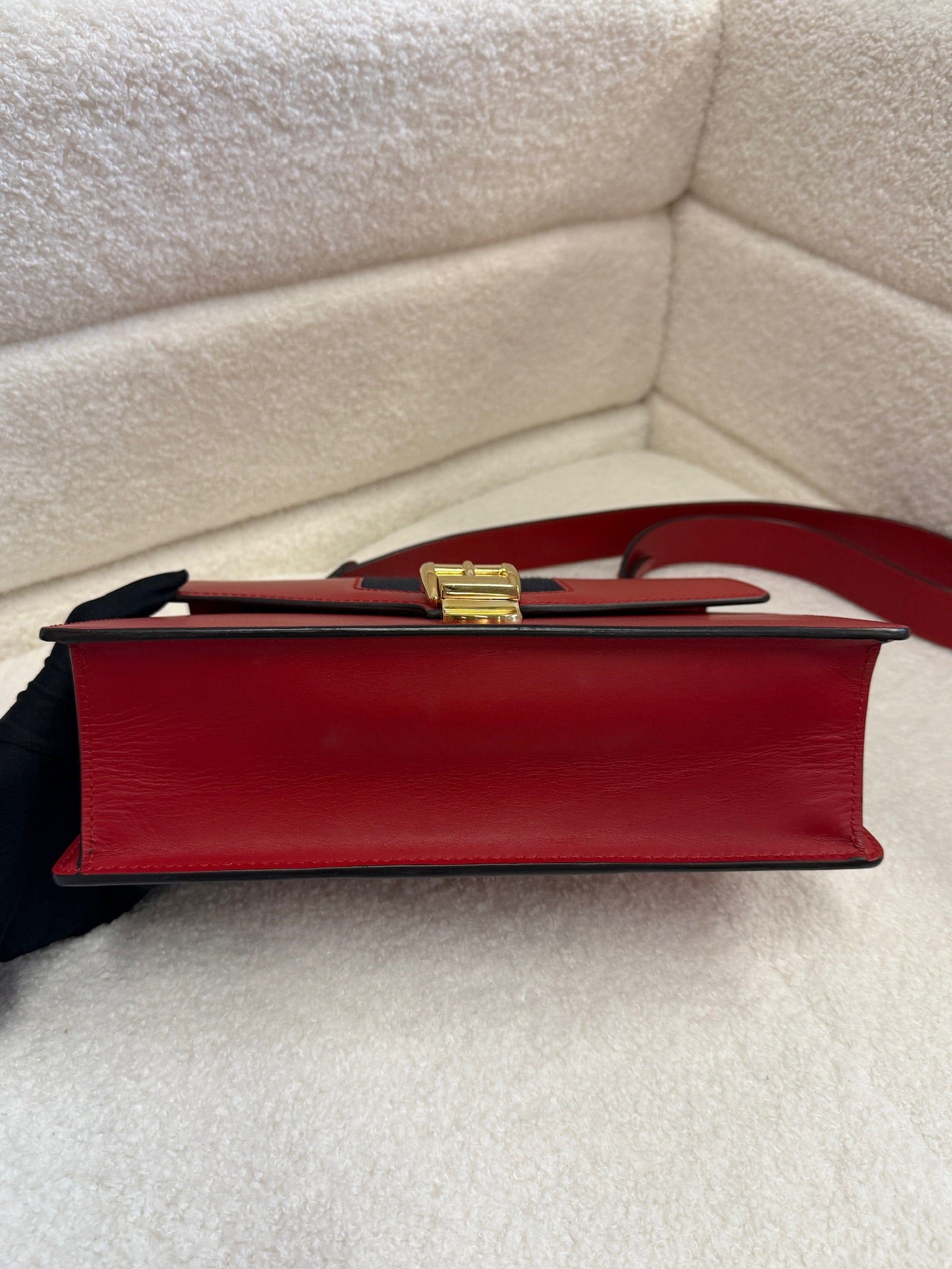 Iconn Boutique Gucci Diana Small Chain Bag