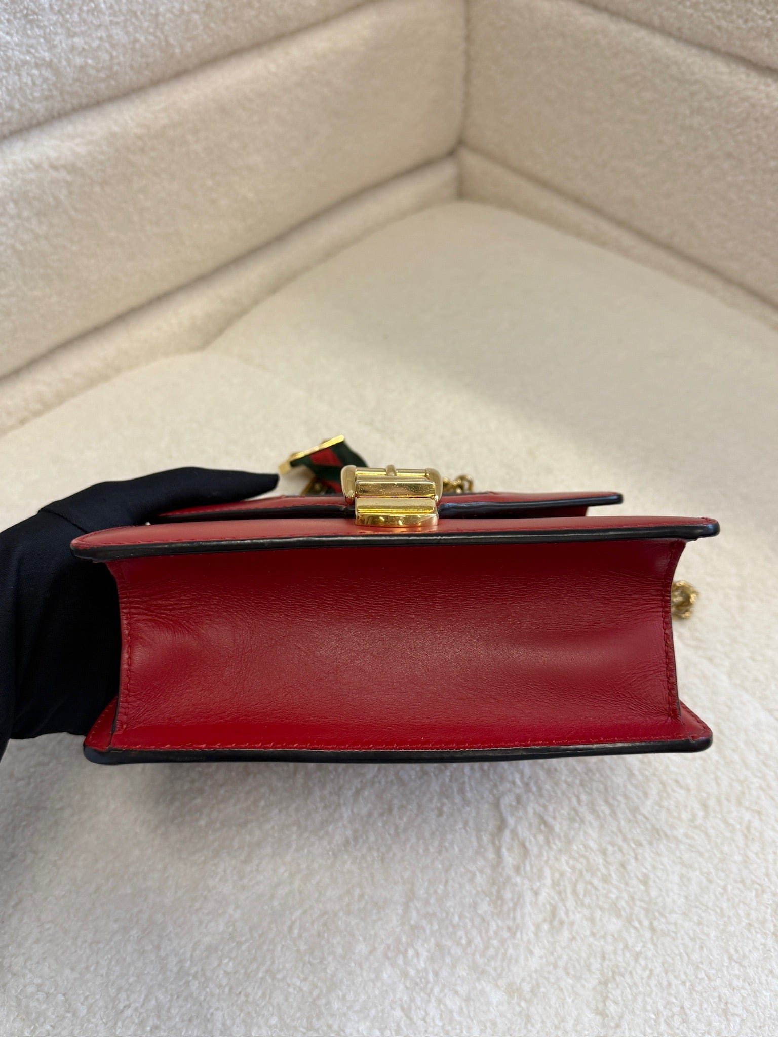 Iconn Boutique Gucci Sylvie Mini Shoulder Bag