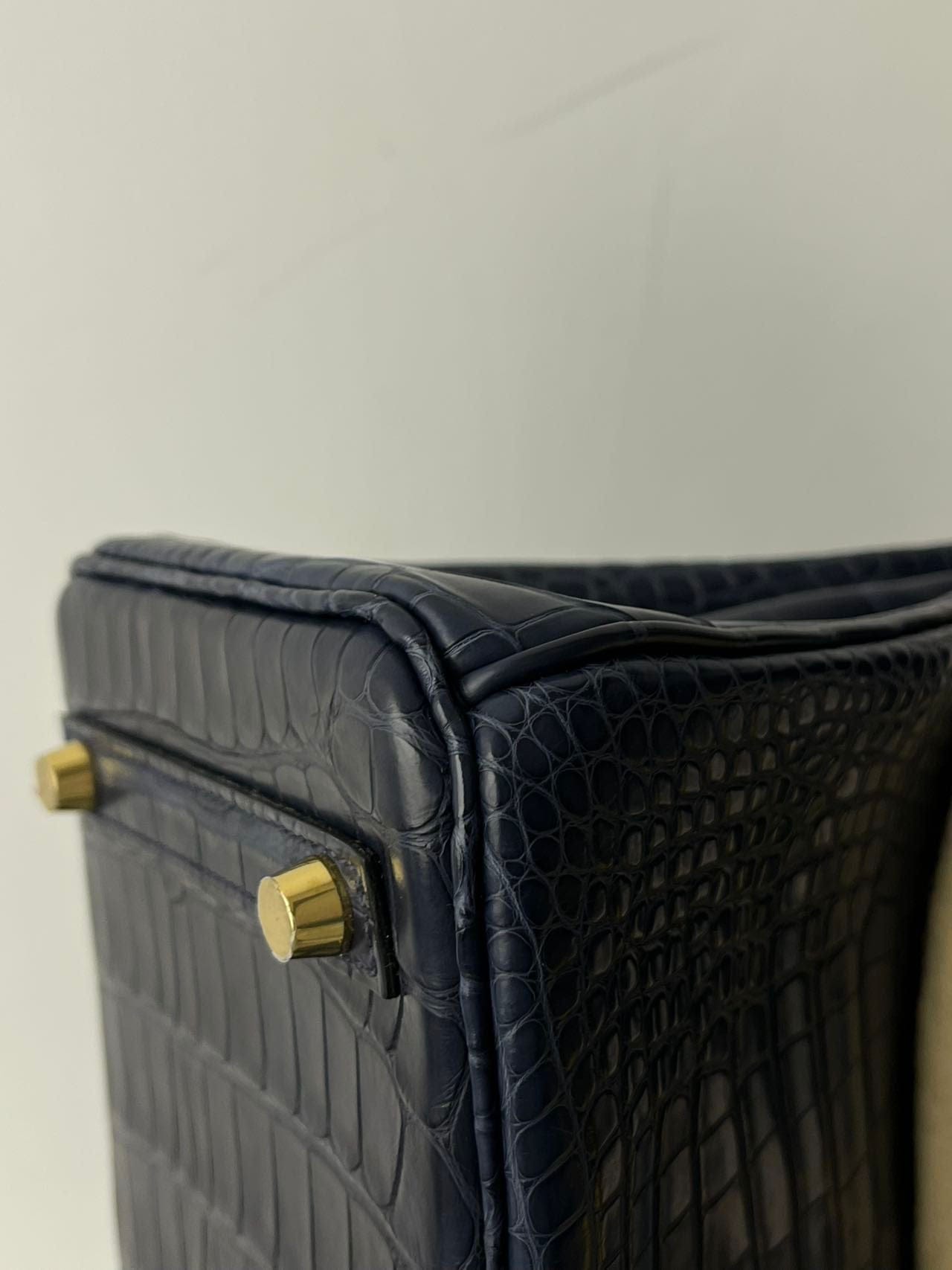 Iconn Boutique Hermès Birkin 25 Alligator Mississippiensis Matte in Bleu Indigo with Palladium Hardware
