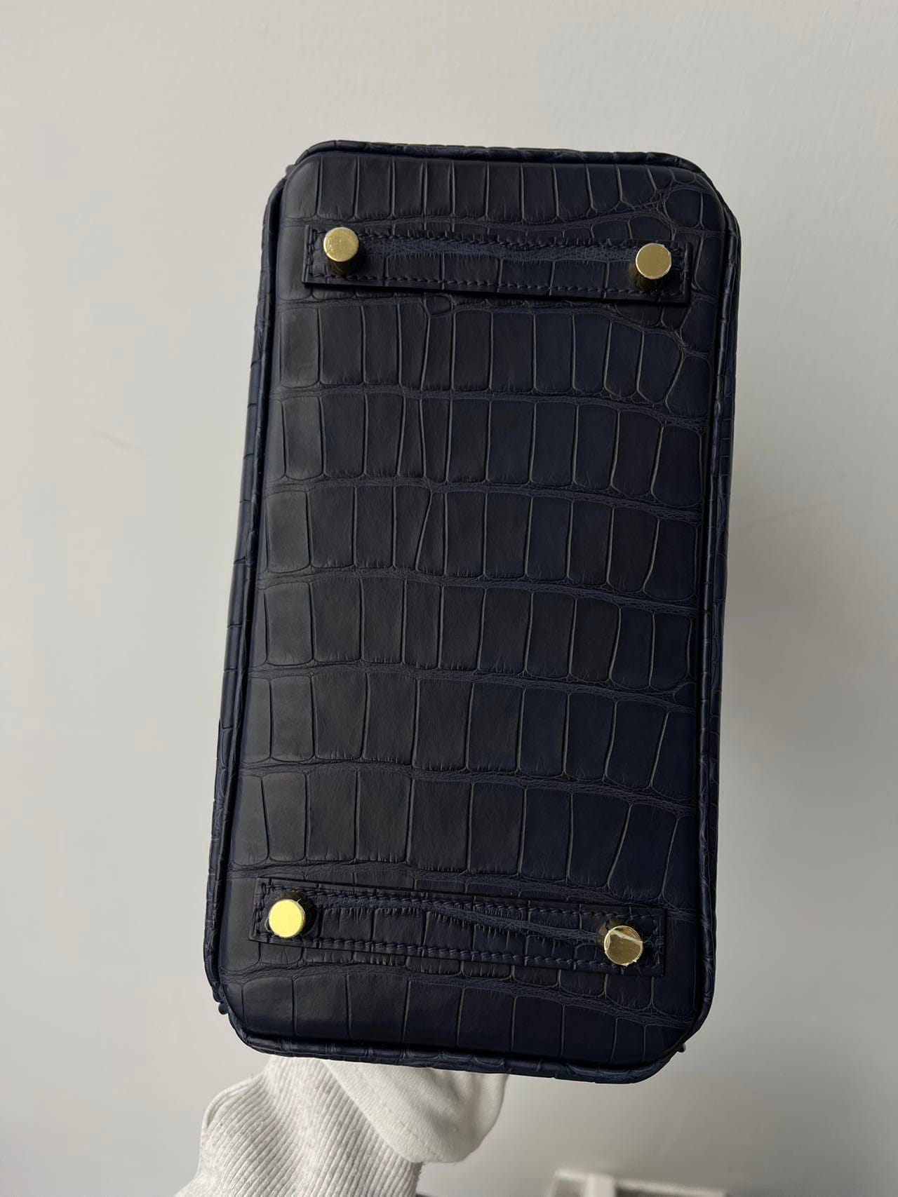 Iconn Boutique Hermès Birkin 25 Alligator Mississippiensis Matte in Bleu Indigo with Palladium Hardware