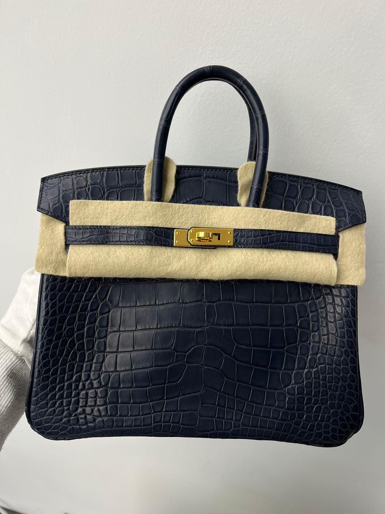 Iconn Boutique Hermès Birkin 25 Alligator Mississippiensis Matte in Bleu Indigo with Palladium Hardware